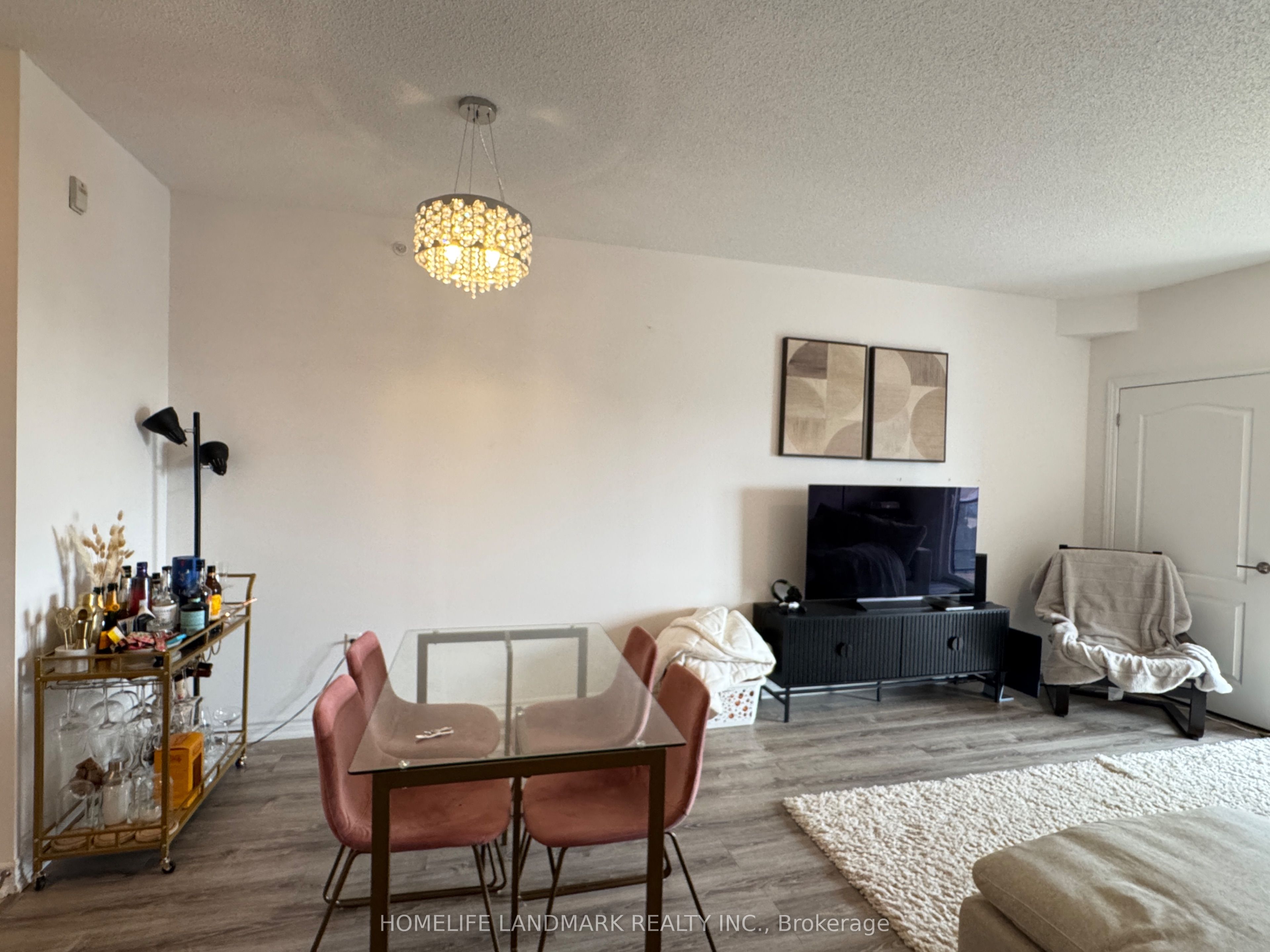 100 Dean Avenue 404 Property Photo 7