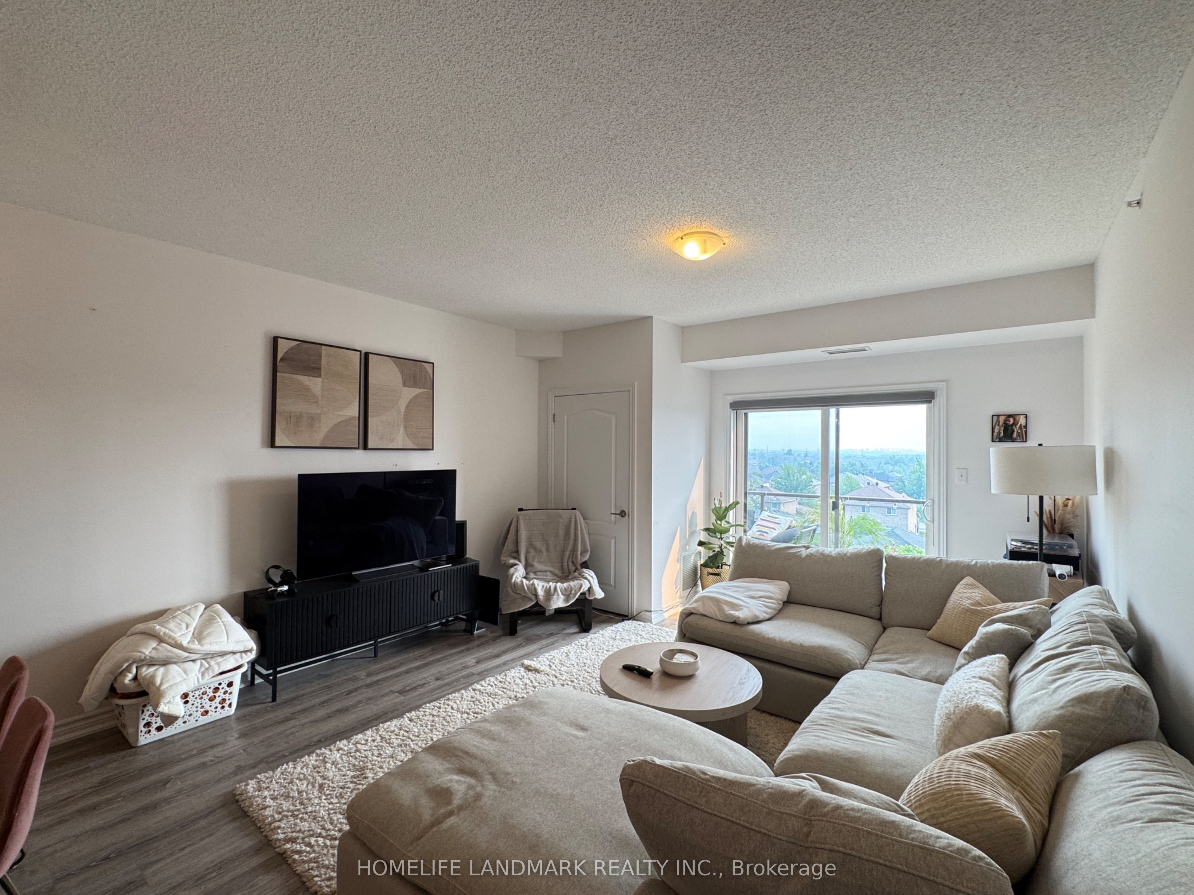 100 Dean Avenue 404 Property Photo 10