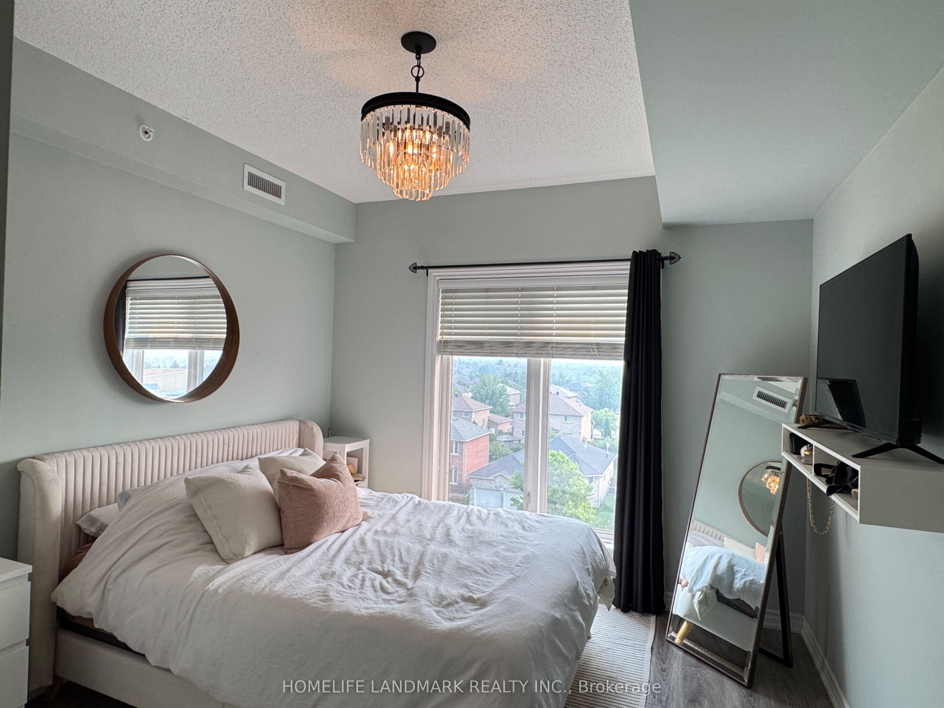 100 Dean Avenue 404 Property Photo 17