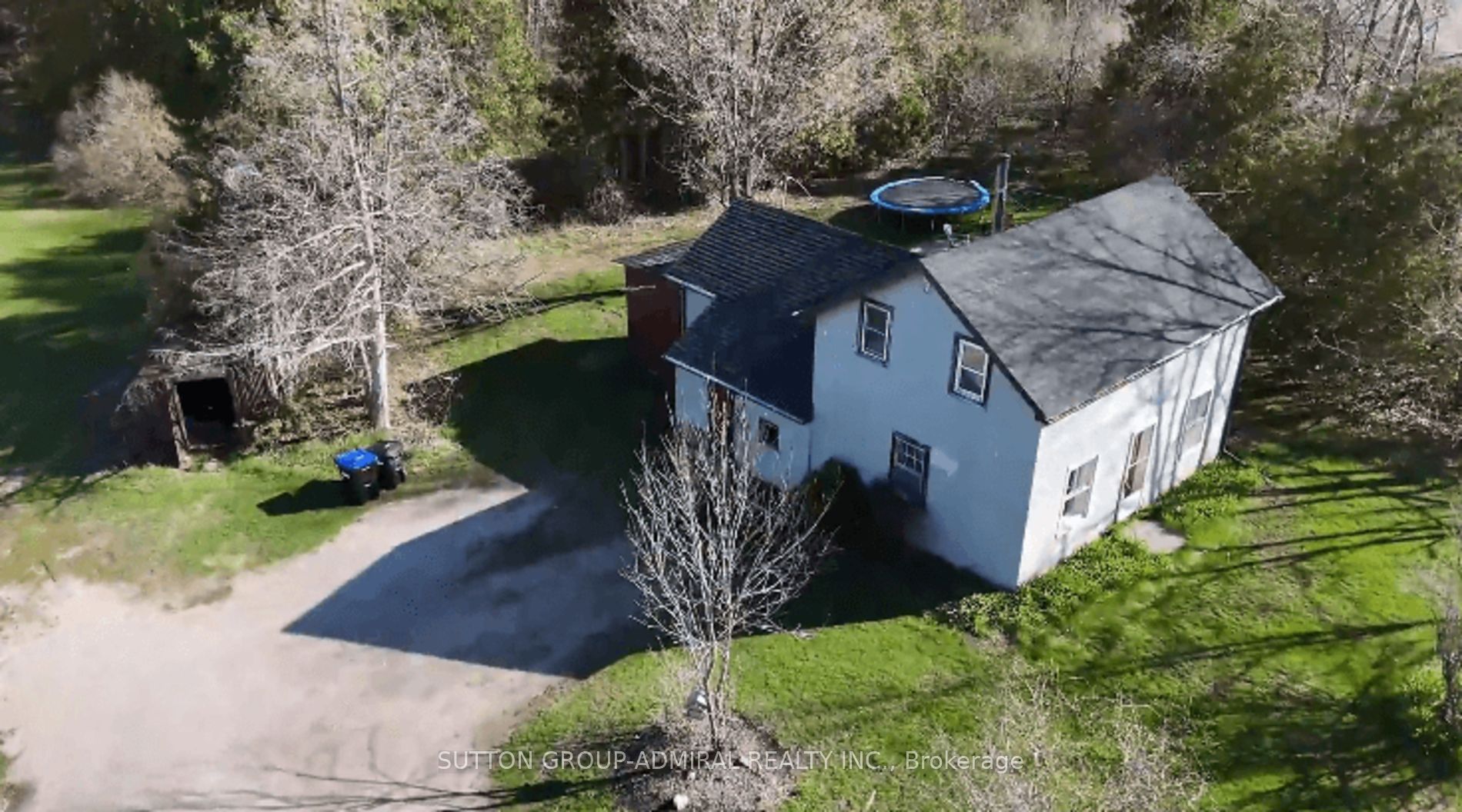 1662 Penley Road Property Photo 2