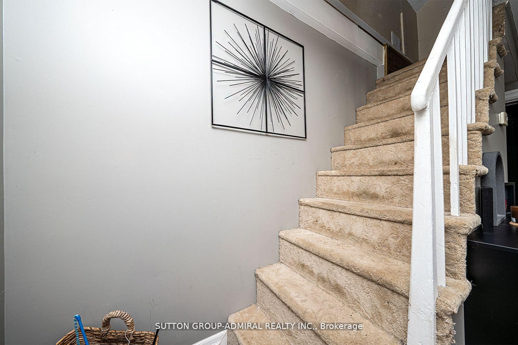 1662 Penley Road Property Photo 23