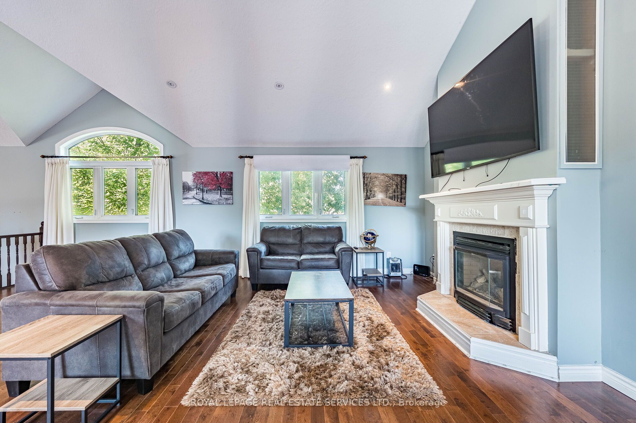 100 Essa Road Property Photo 20