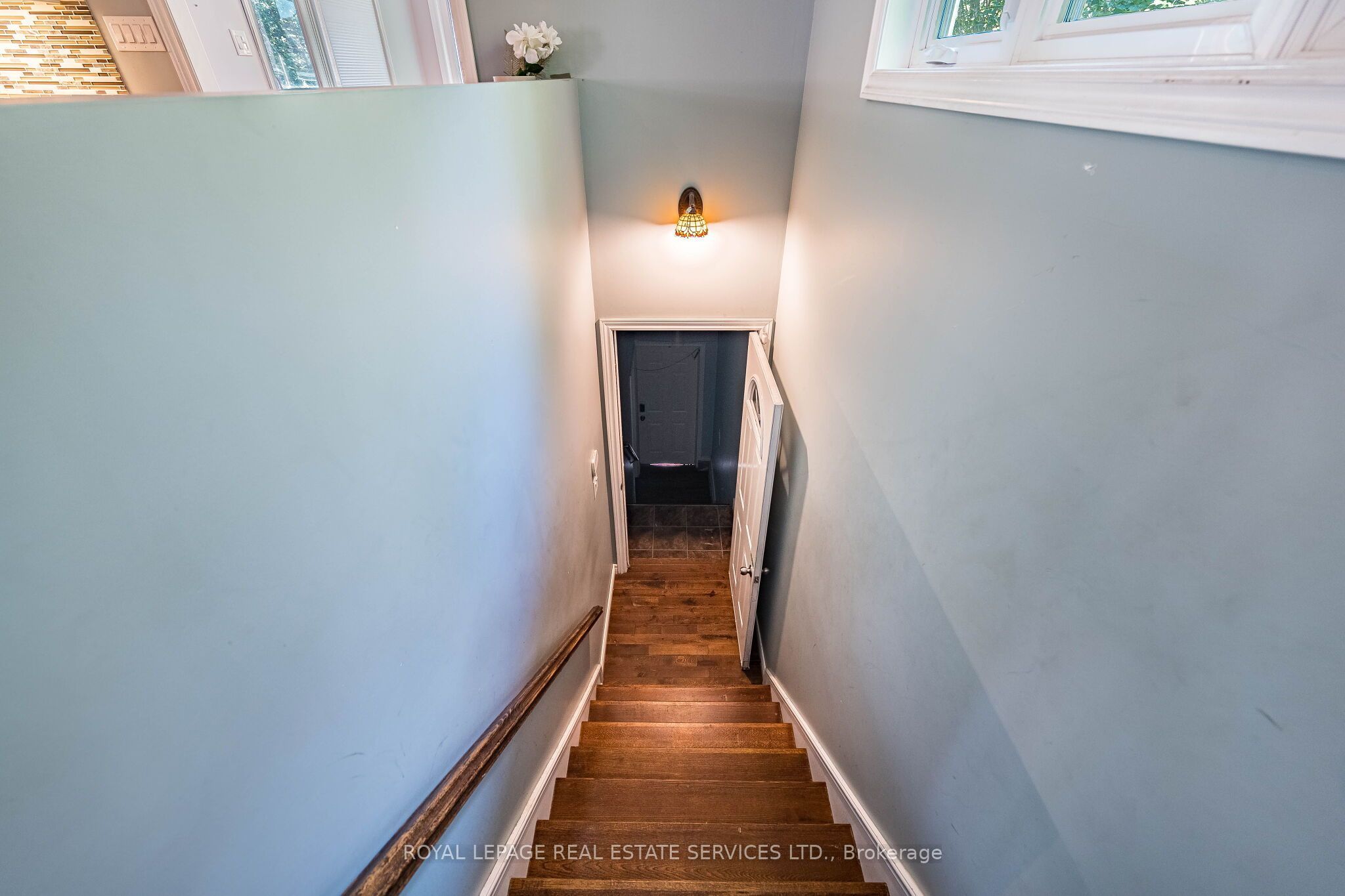 100 Essa Road Property Photo 42