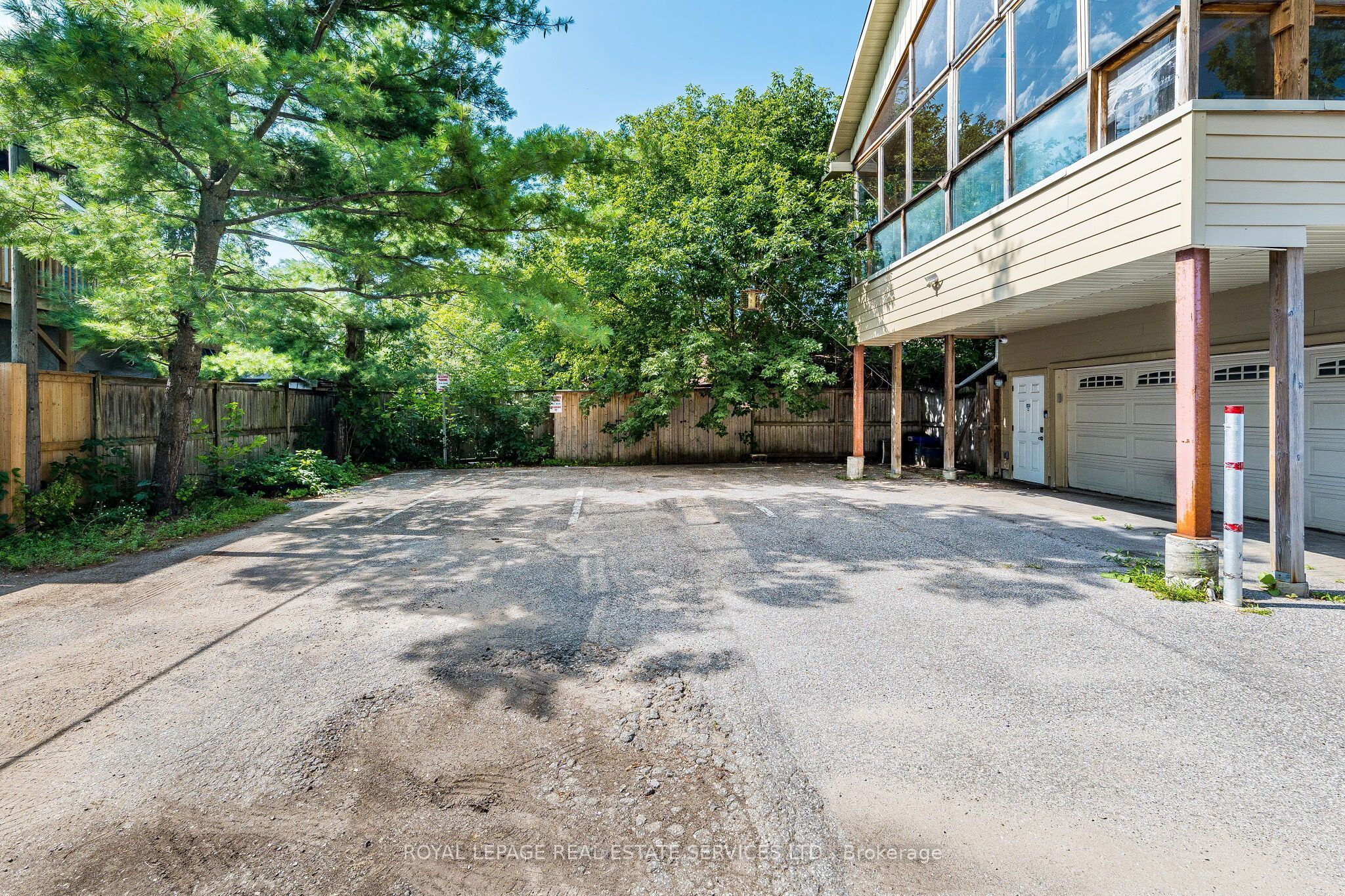 100 Essa Road Property Photo 47