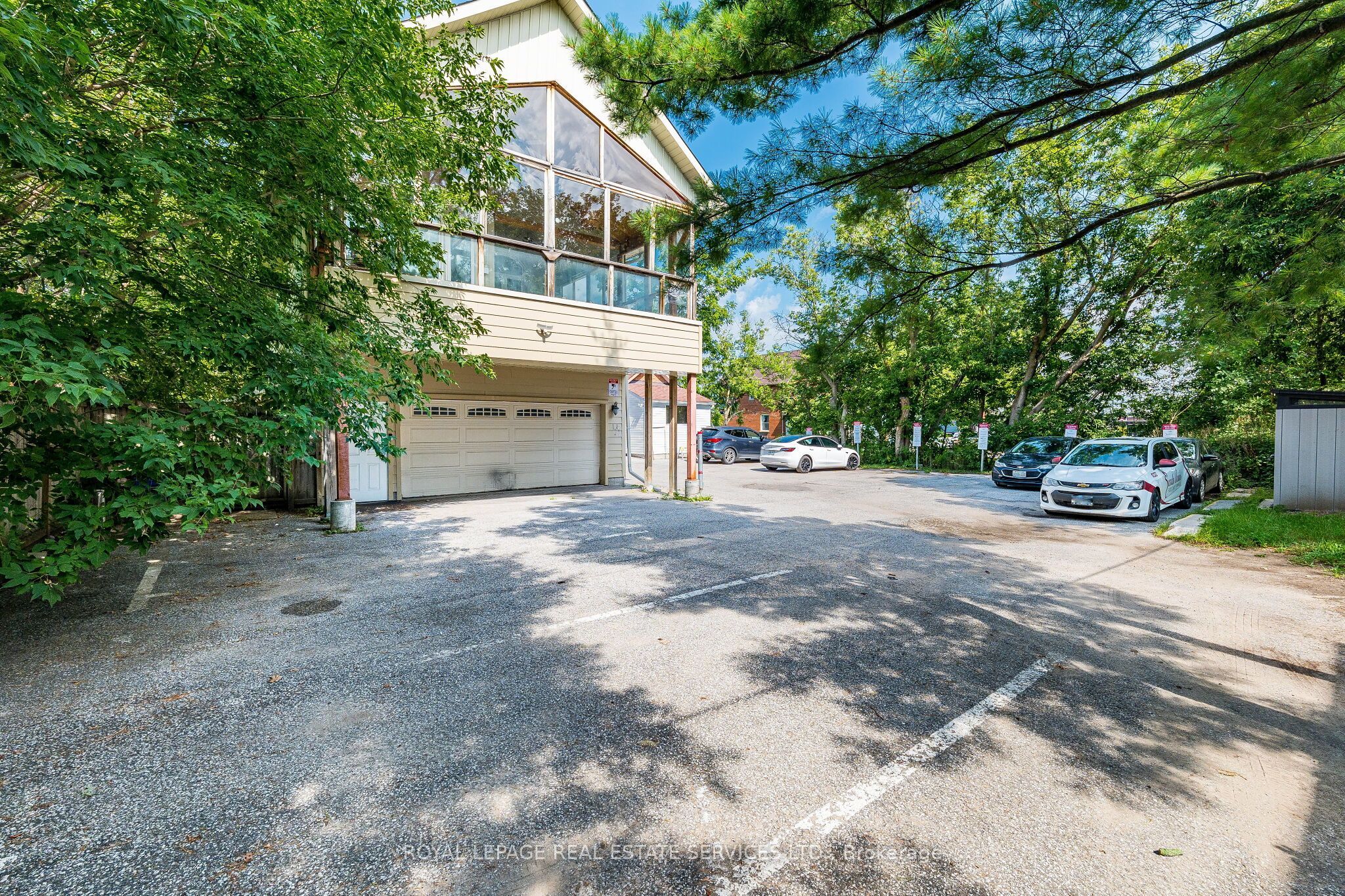 100 Essa Road Property Photo 48