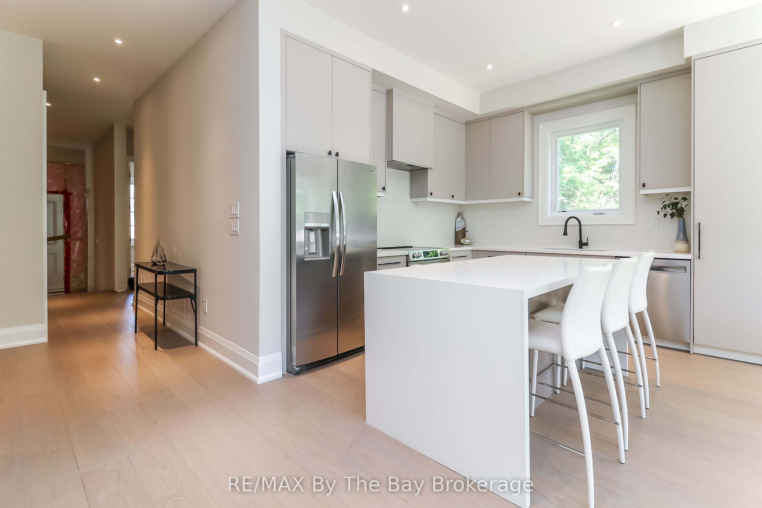 35 48th Street N Property Photo 13