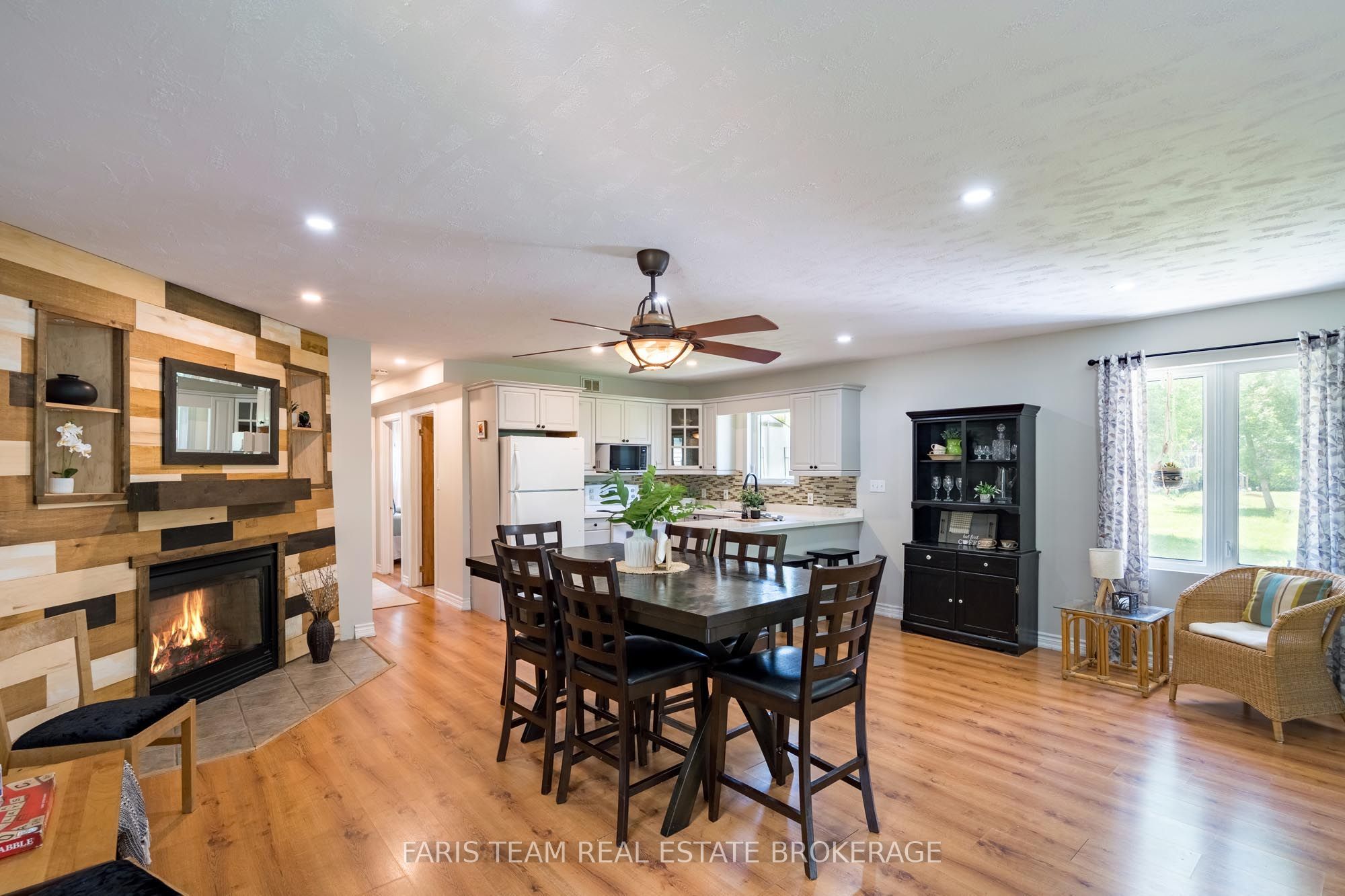 4654 Iron Bridge Lane Property Photo 10
