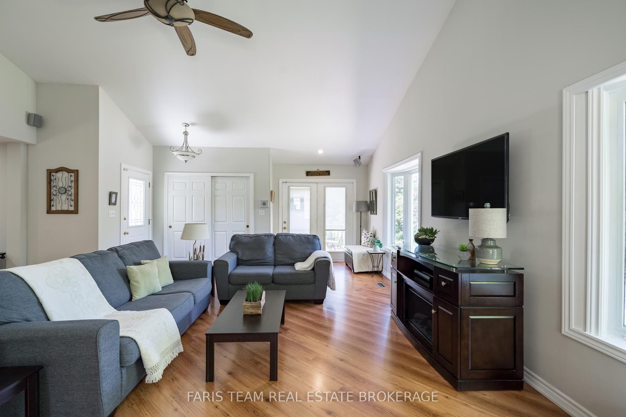 4654 Iron Bridge Lane Property Photo 13