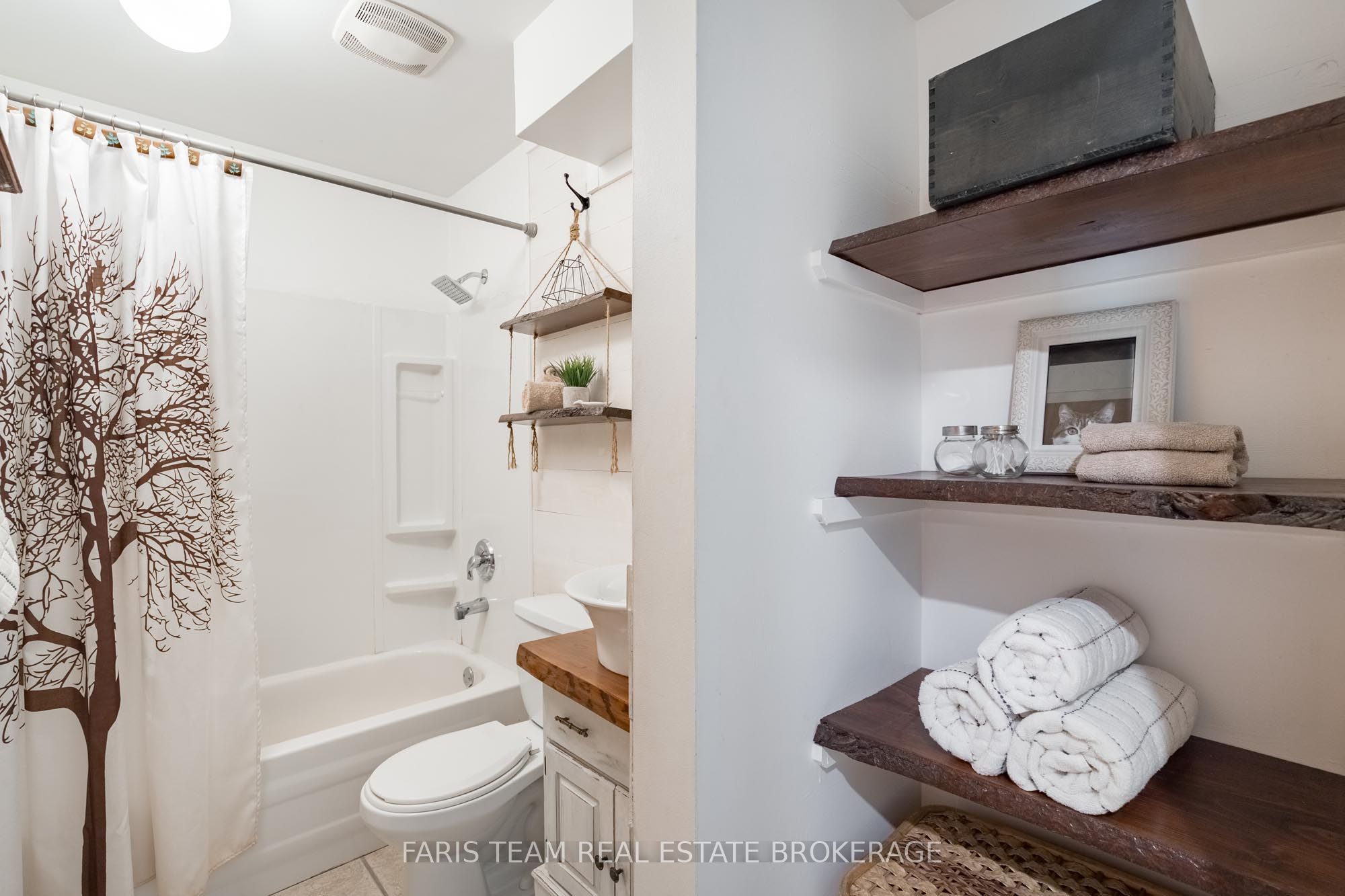 4654 Iron Bridge Lane Property Photo 20