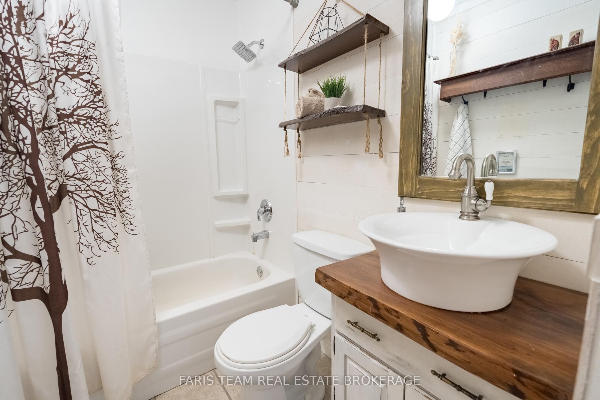 4654 Iron Bridge Lane Property Photo 21
