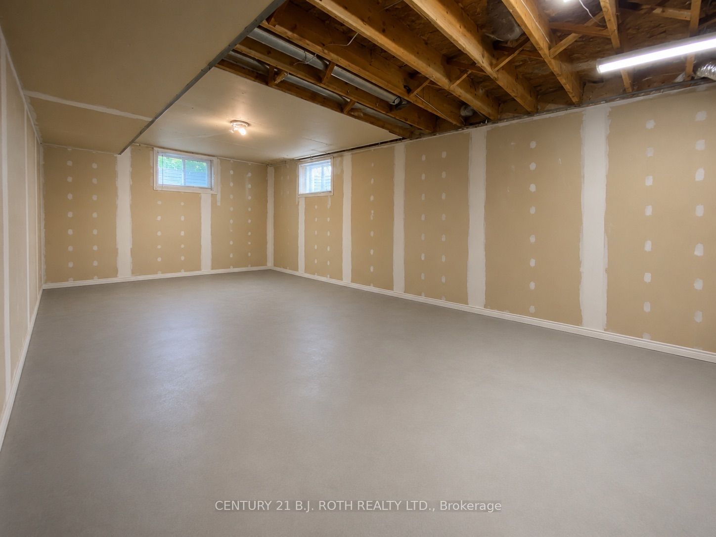 42 Farmstead Crescent Property Photo 22