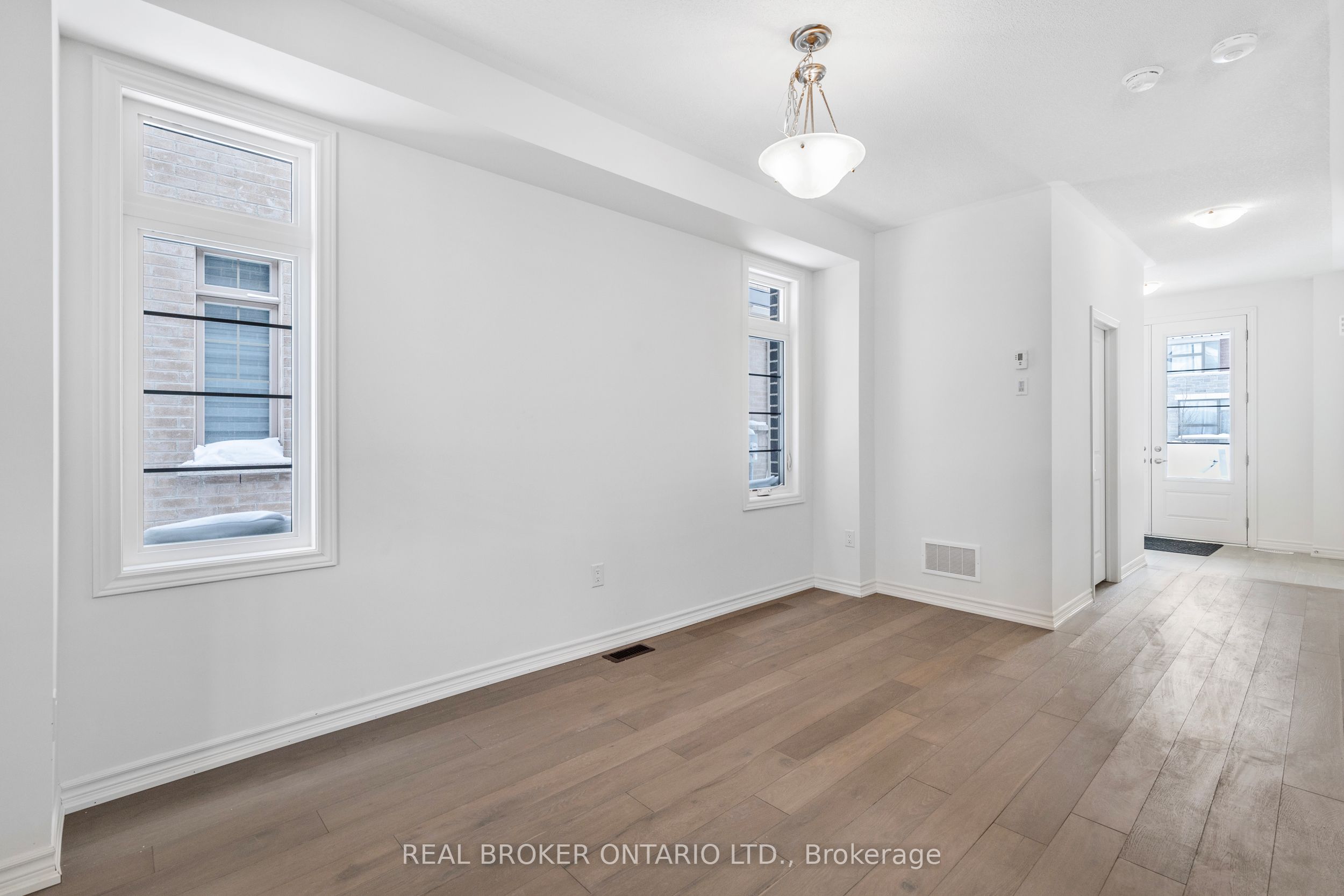 8 Daisy Street Property Photo 6