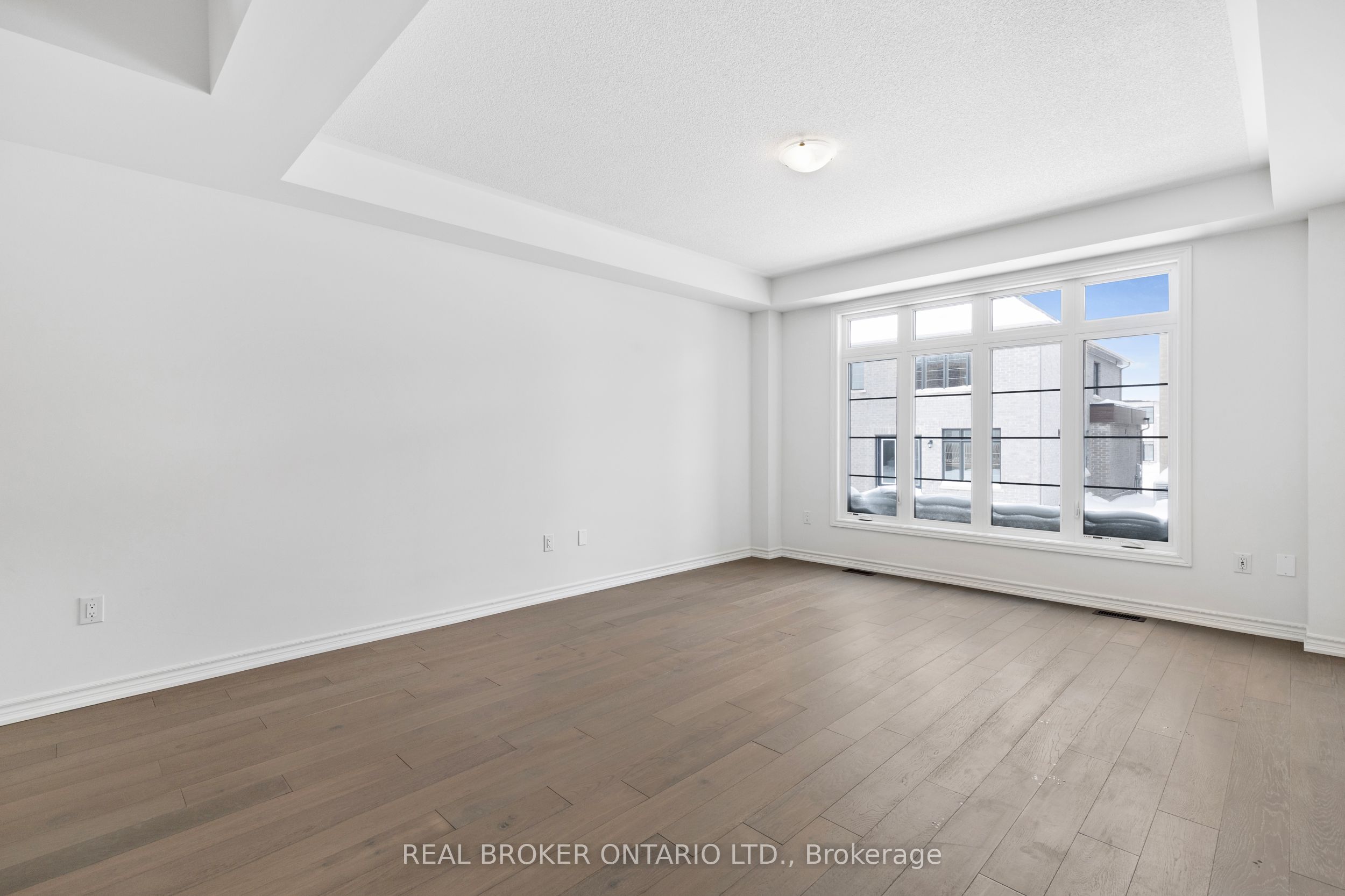 8 Daisy Street Property Photo 14