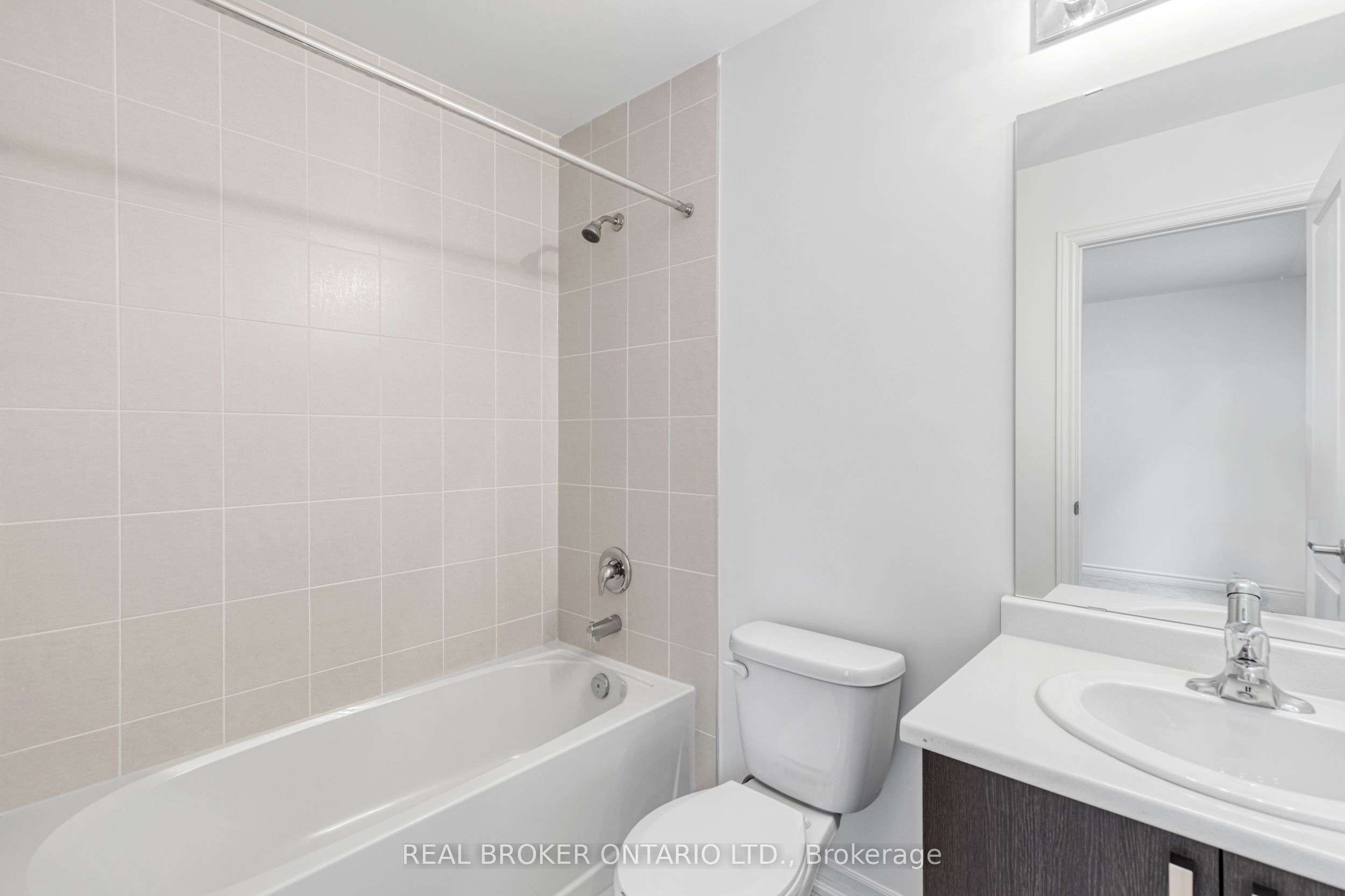 8 Daisy Street Property Photo 19