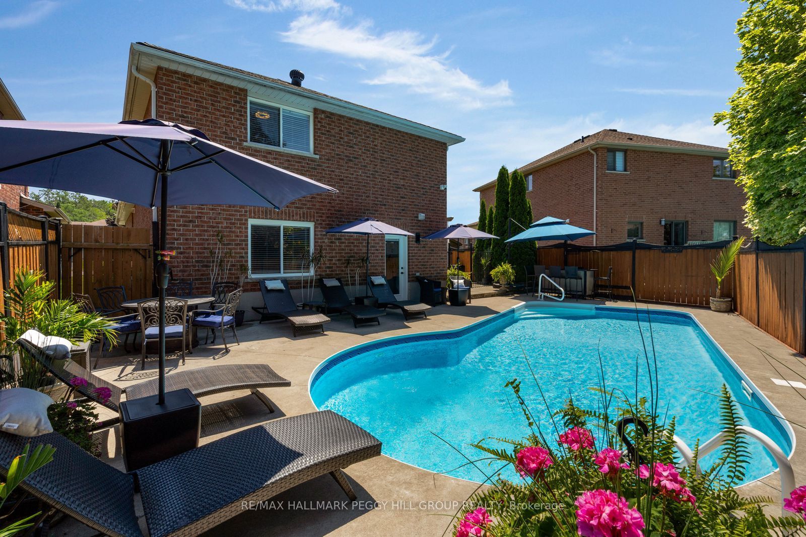 52 Summerset Drive Property Photo 2