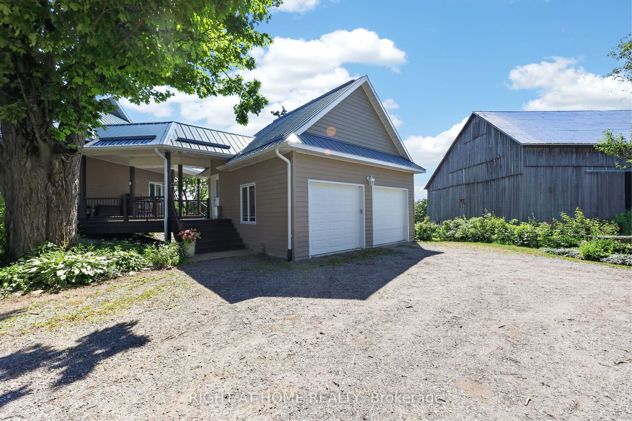1284 Rumney Road Property Photo 4