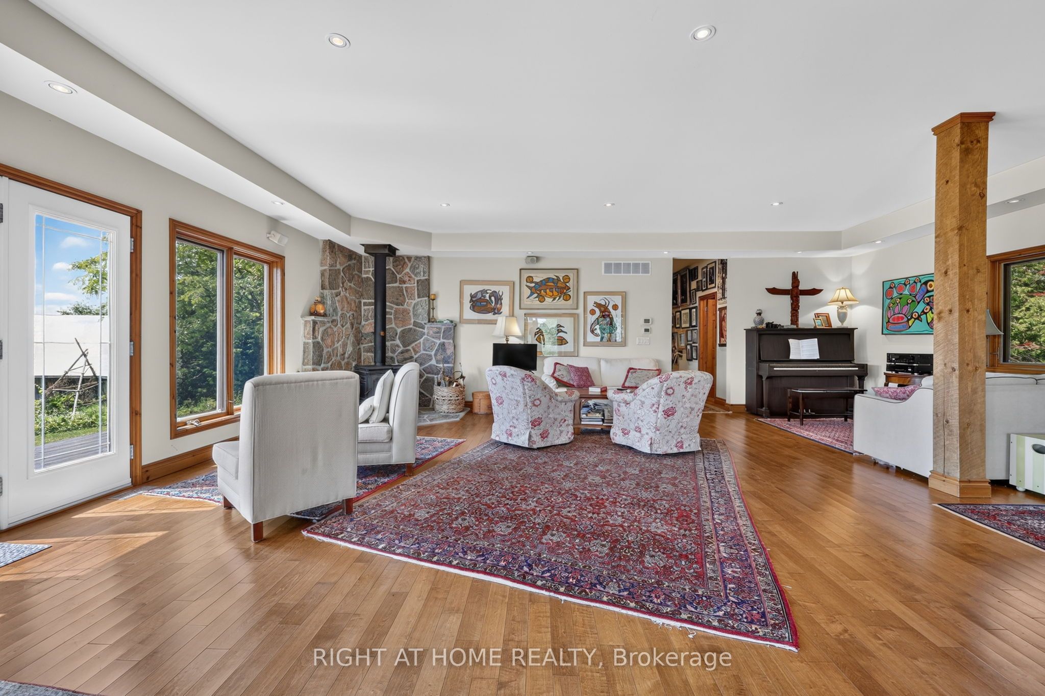 1284 Rumney Road Property Photo 12