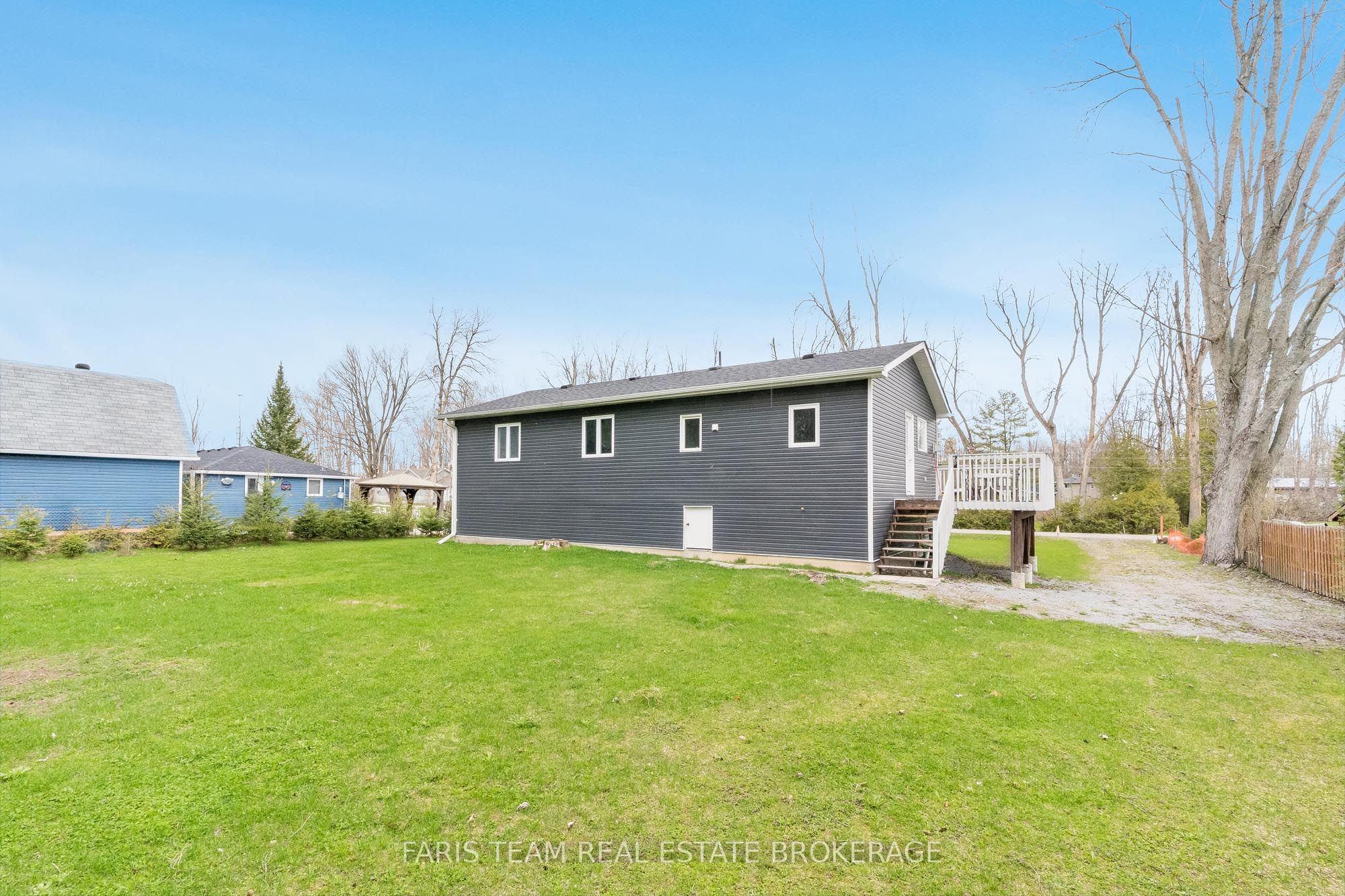3554 John Street Property Photo 27