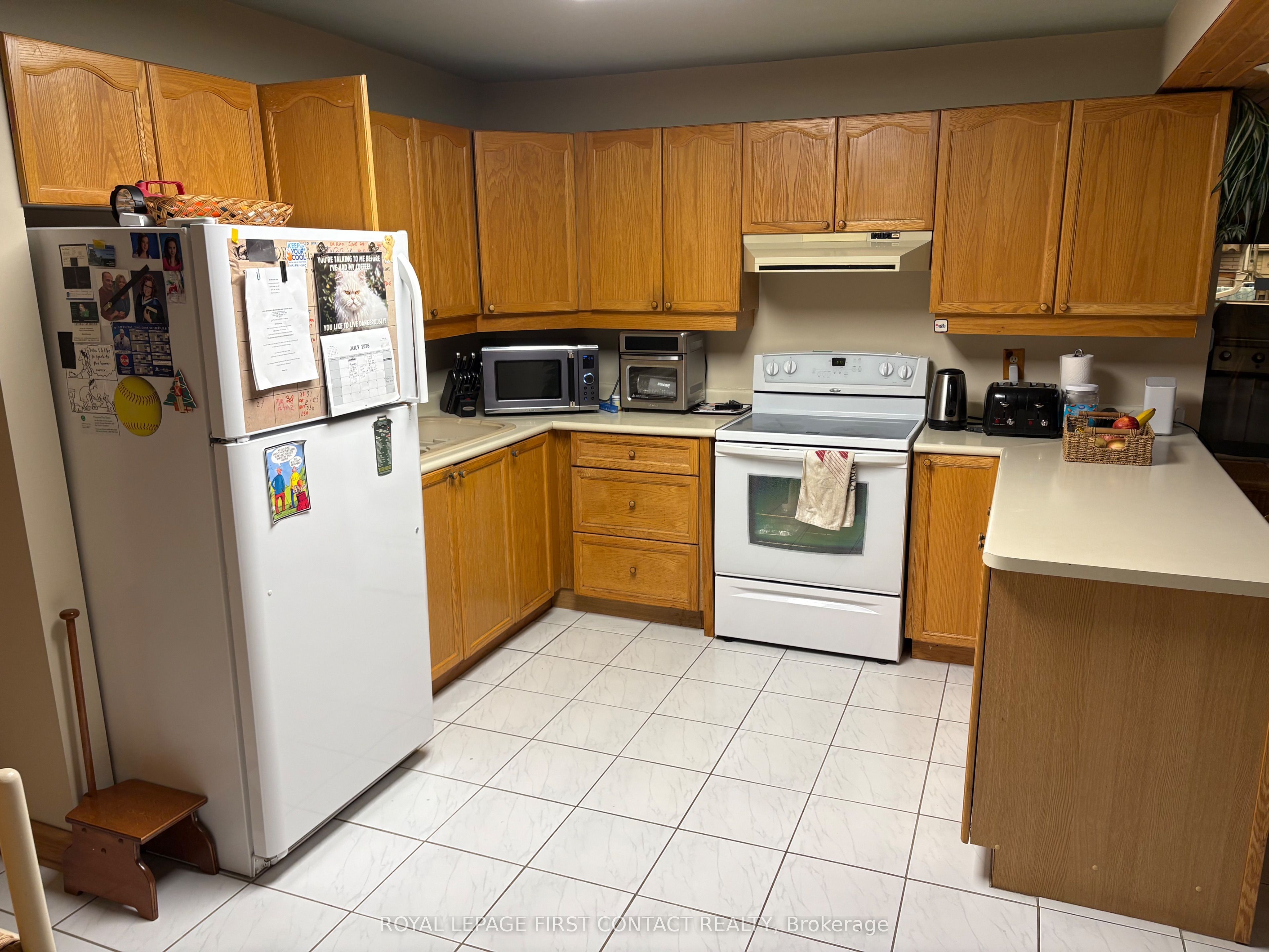 104 Eccles Street N Property Photo 8