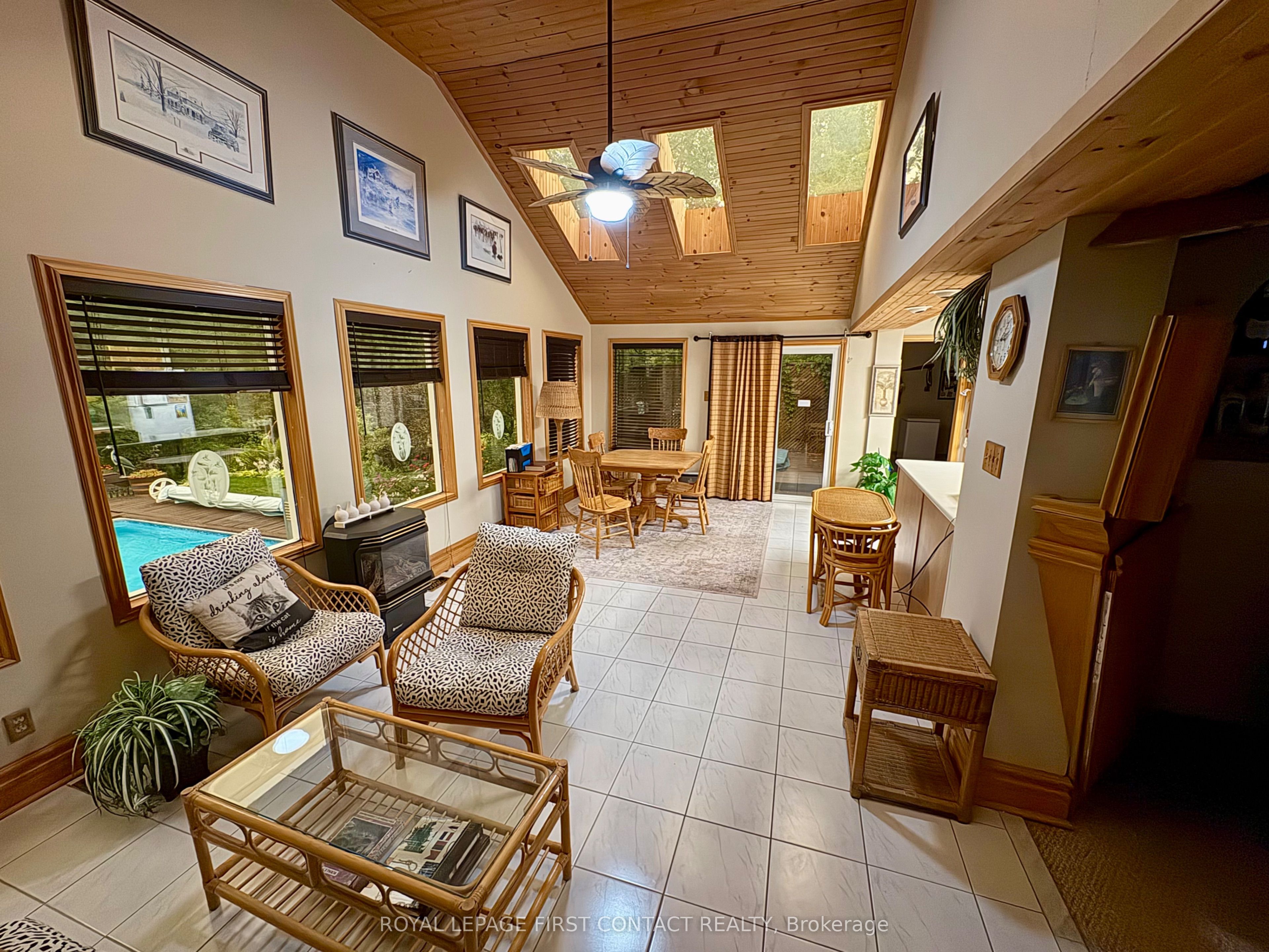 104 Eccles Street N Property Photo 11