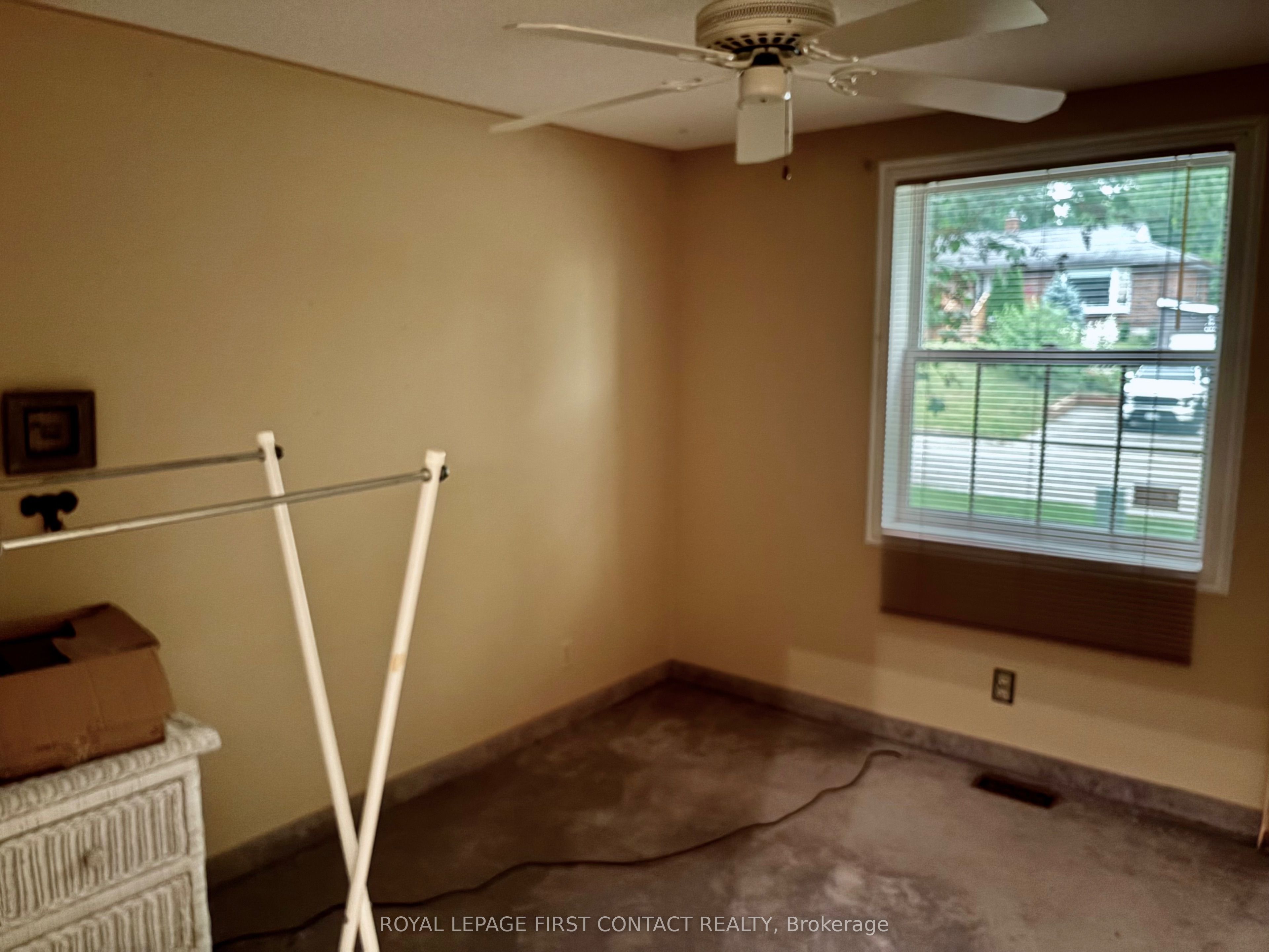 104 Eccles Street N Property Photo 17