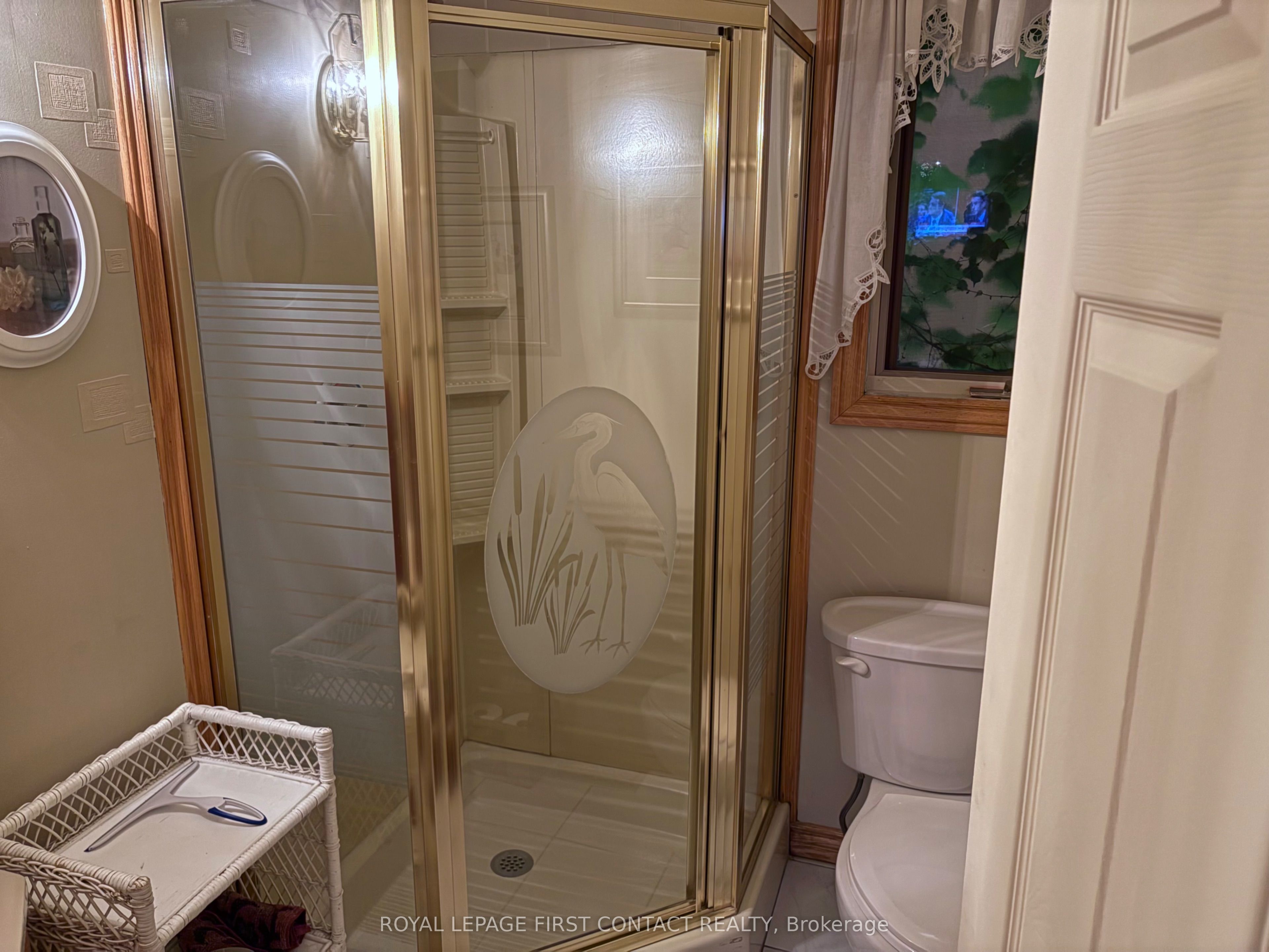104 Eccles Street N Property Photo 18