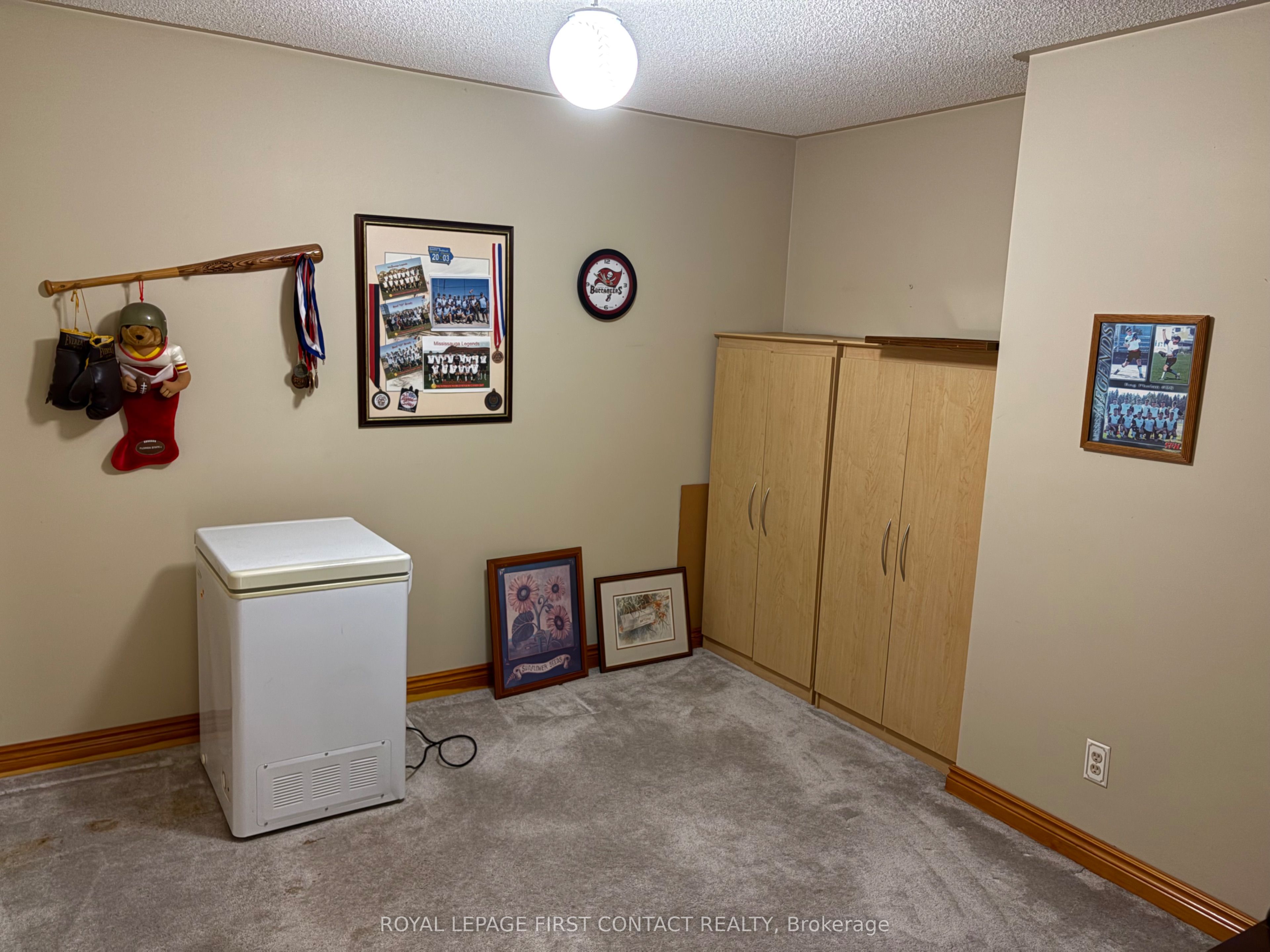 104 Eccles Street N Property Photo 19