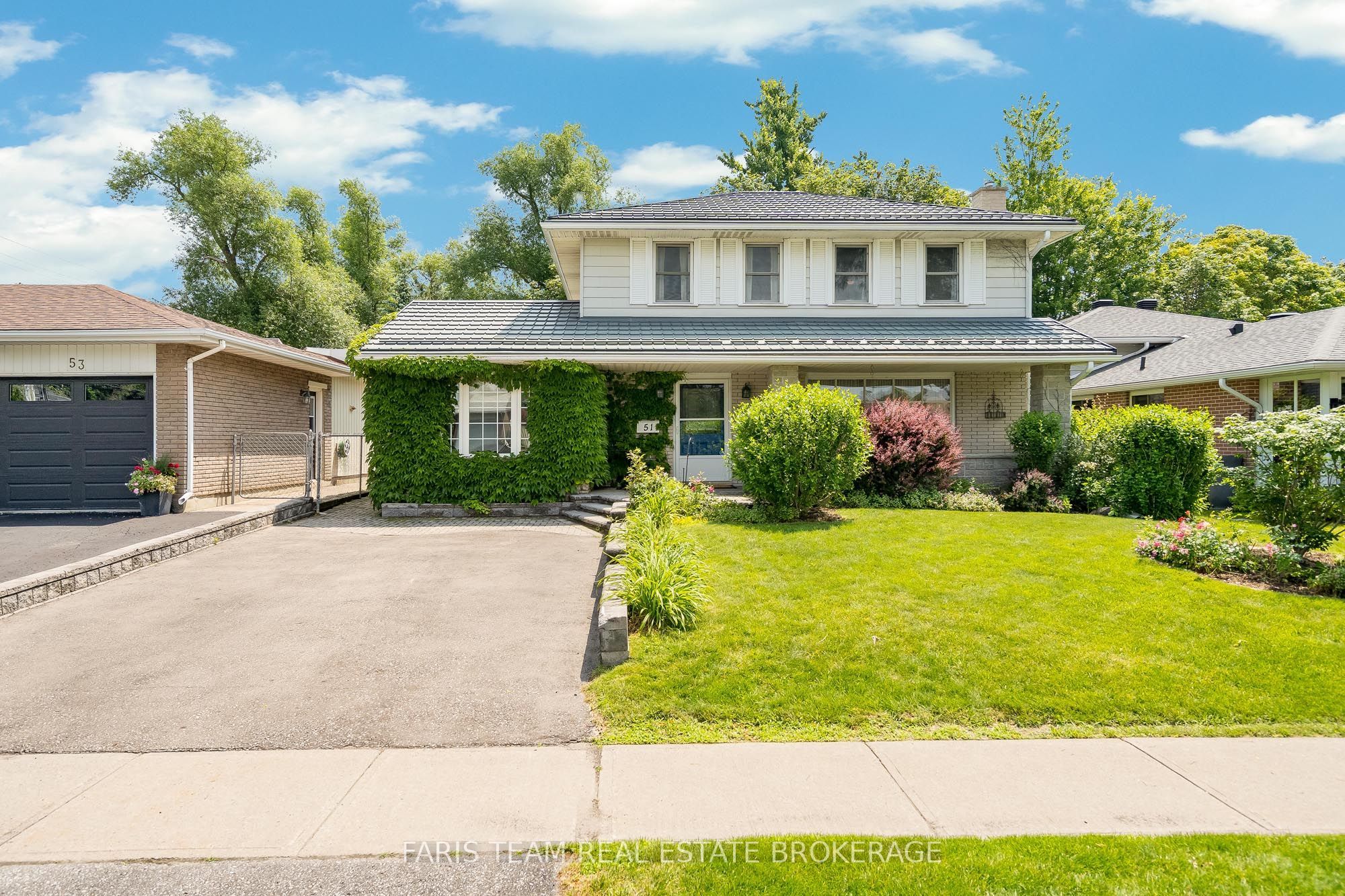 51 Davies Crescent Property Photo 1