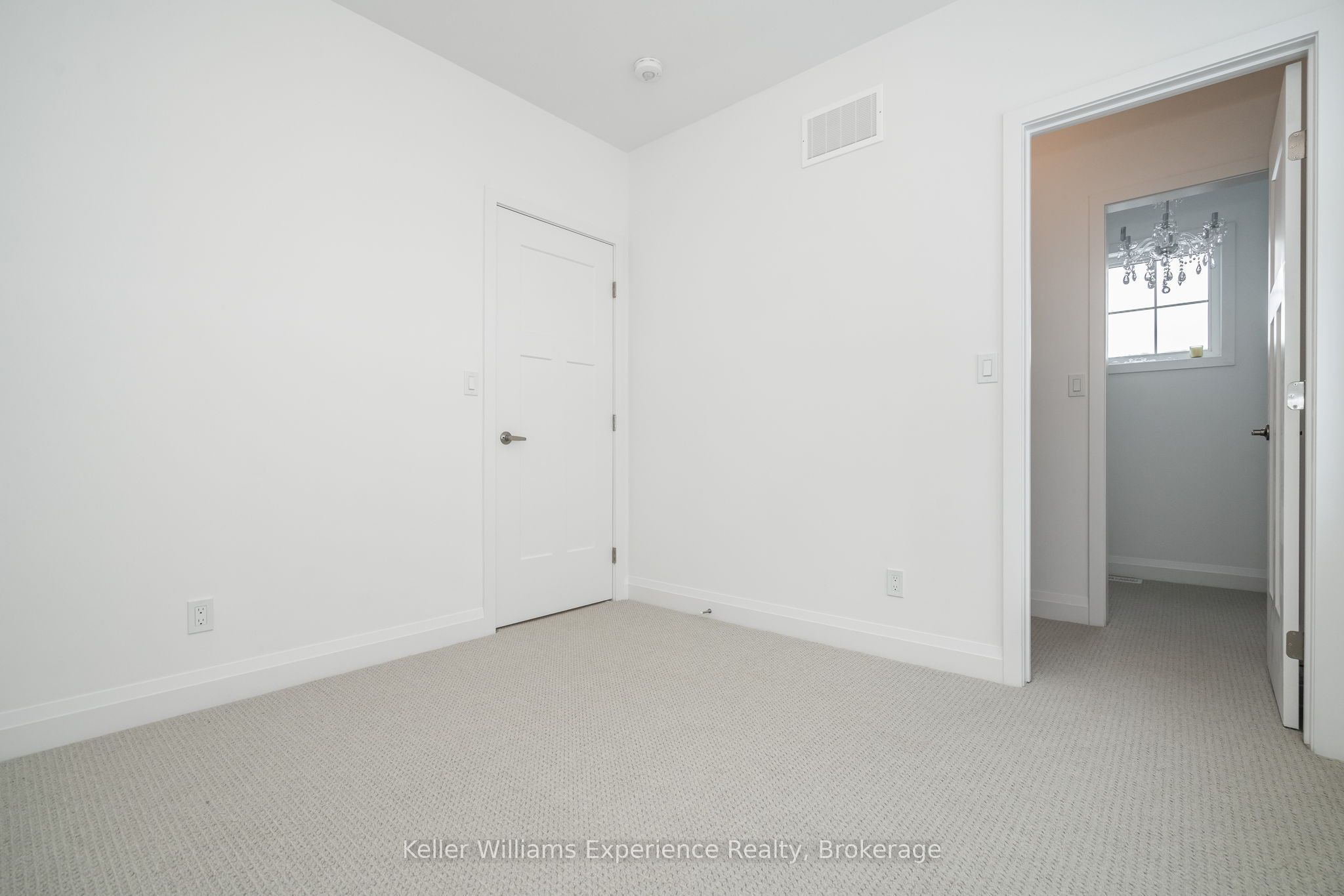 24 Danielle Crescent Property Photo 11