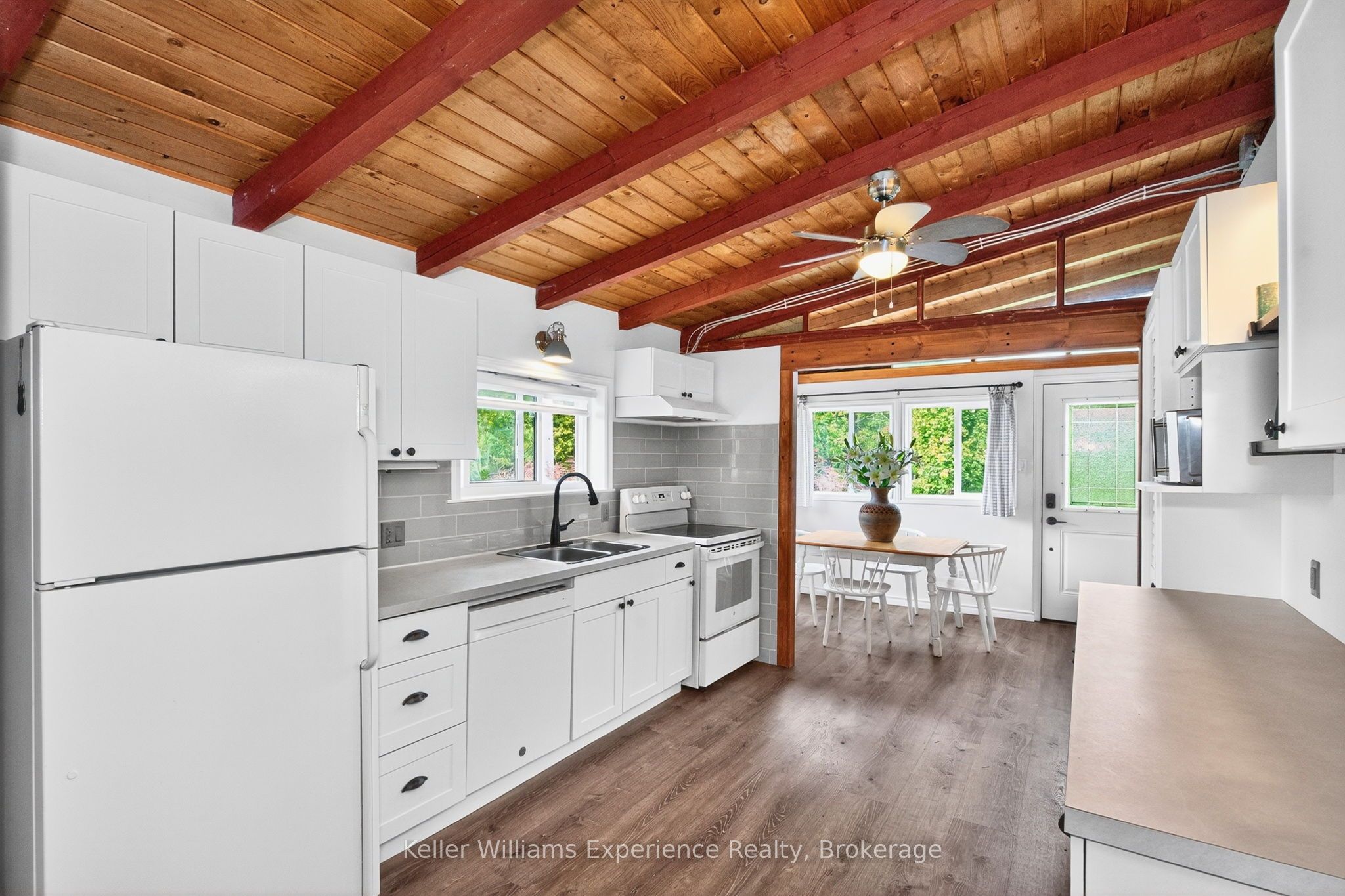 681 Mcmurtry Road Property Photo 8