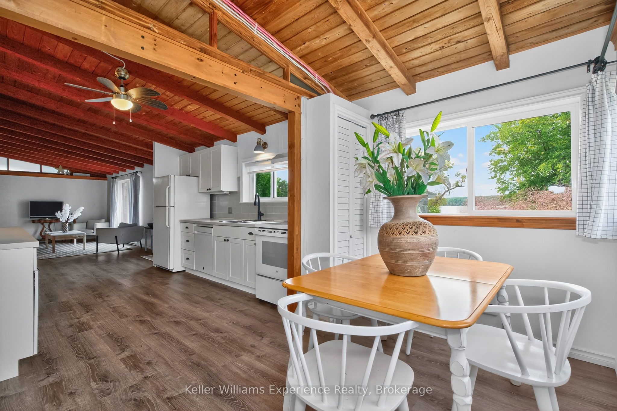 681 Mcmurtry Road Property Photo 14
