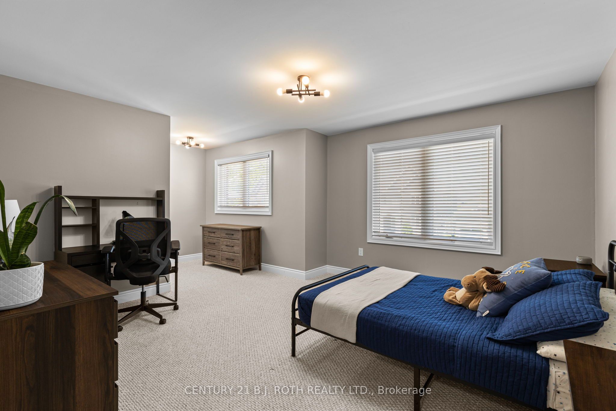 3015 Annalysse Drive Property Photo 20