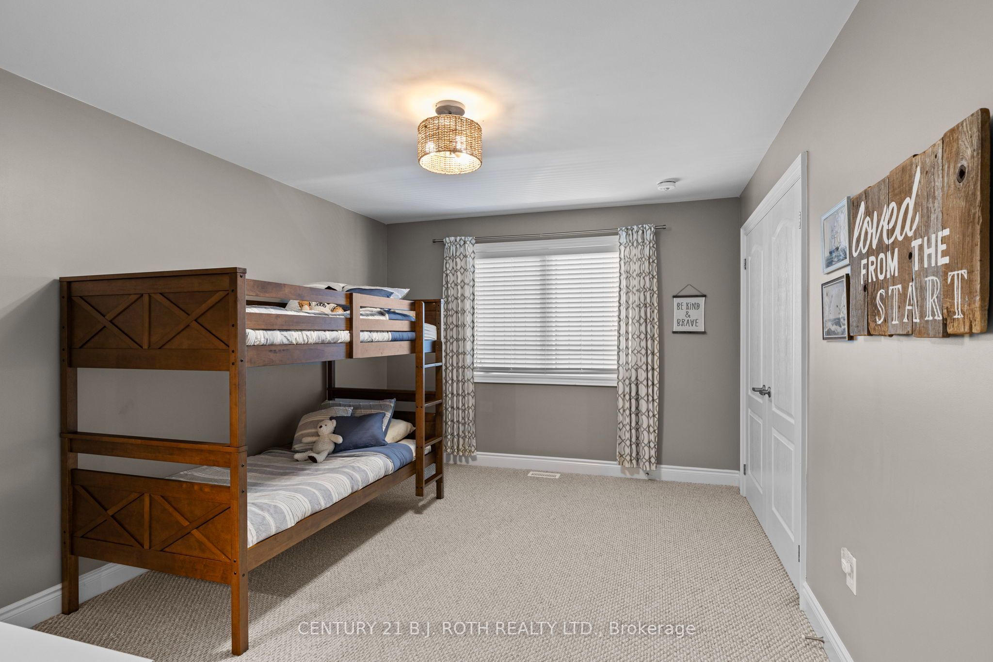 3015 Annalysse Drive Property Photo 21