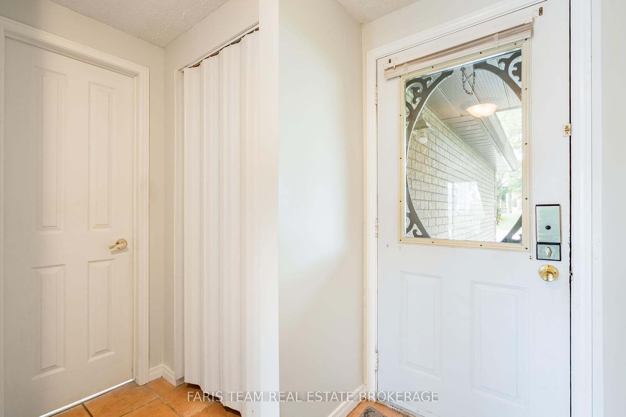 361 Galloway Boulevard Property Photo 5