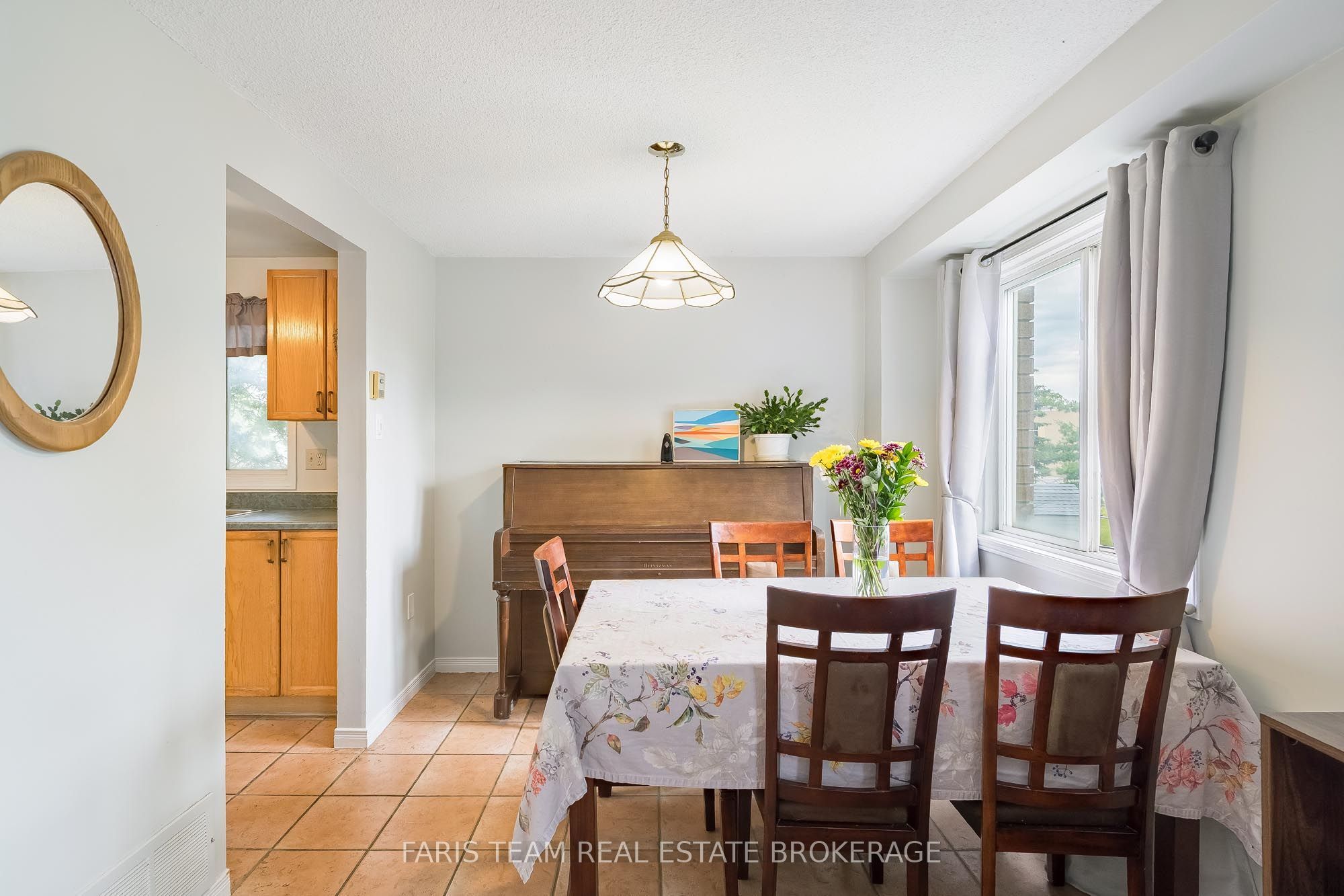 361 Galloway Boulevard Property Photo 11