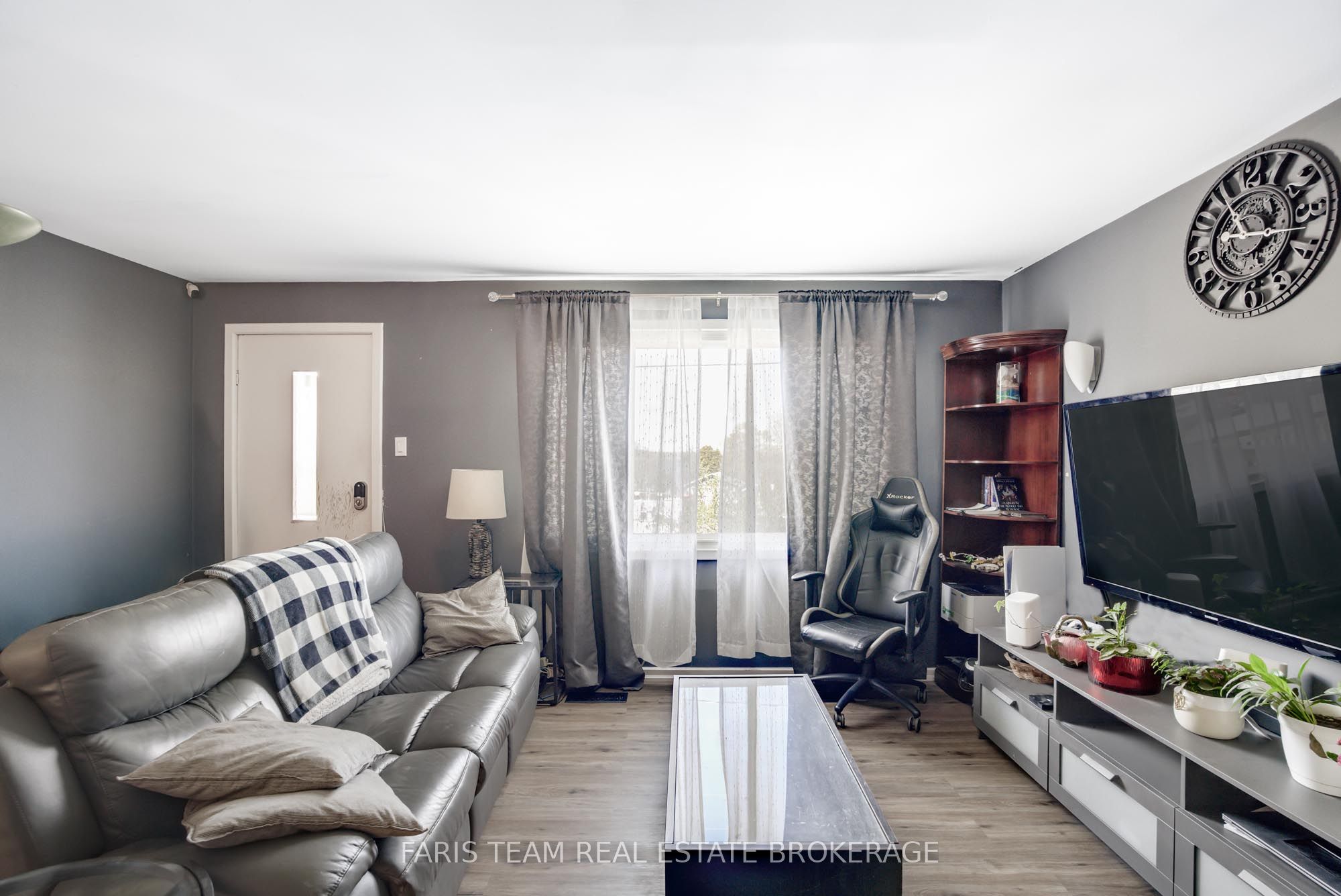 179 John Street Property Photo 7