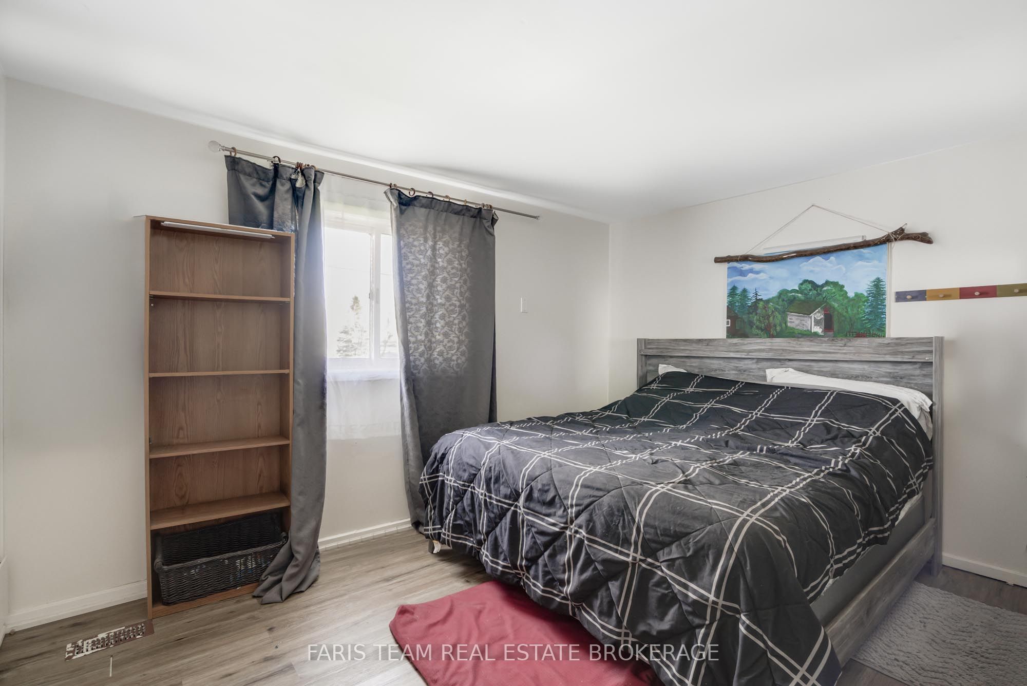 179 John Street Property Photo 8