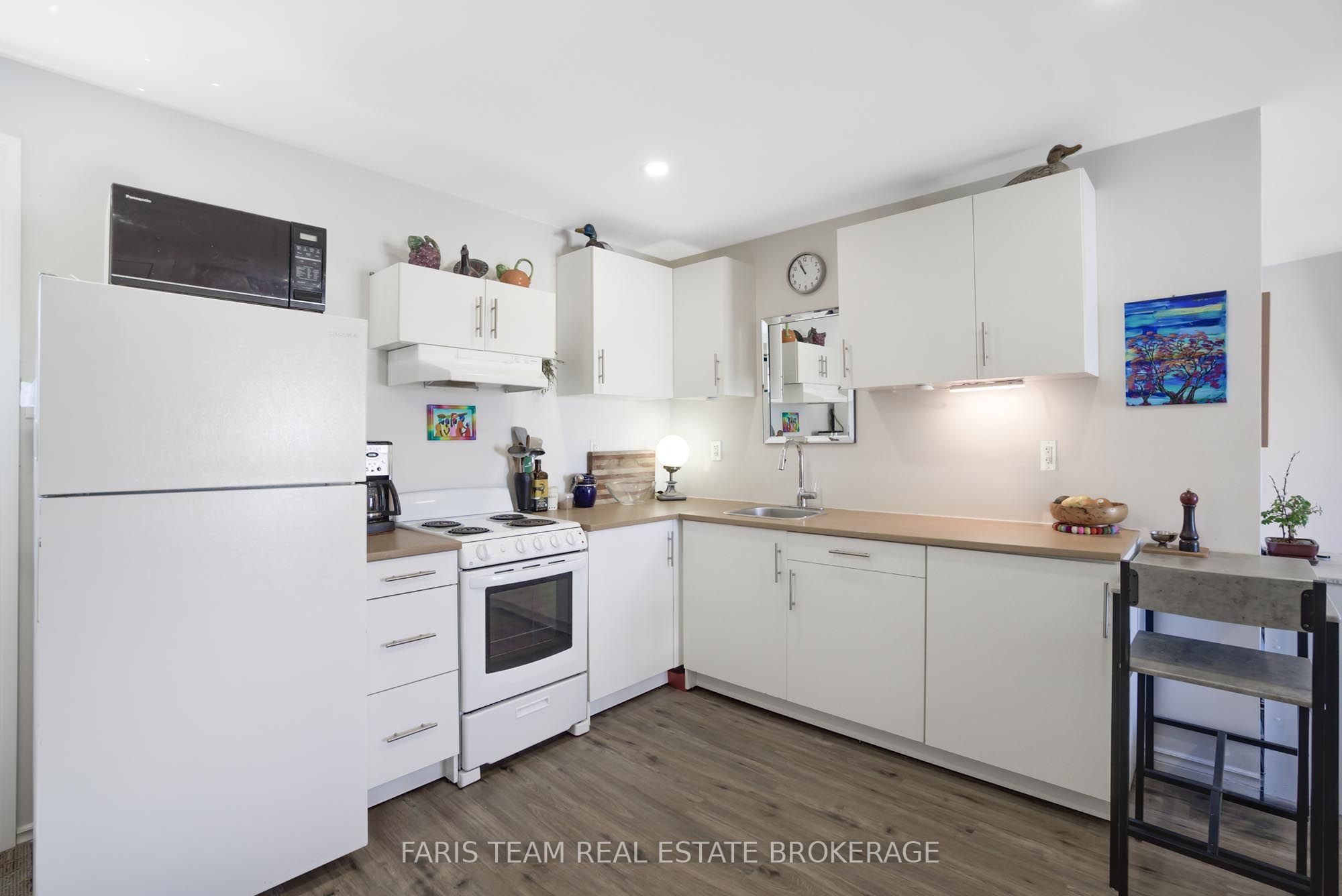 179 John Street Property Photo 13
