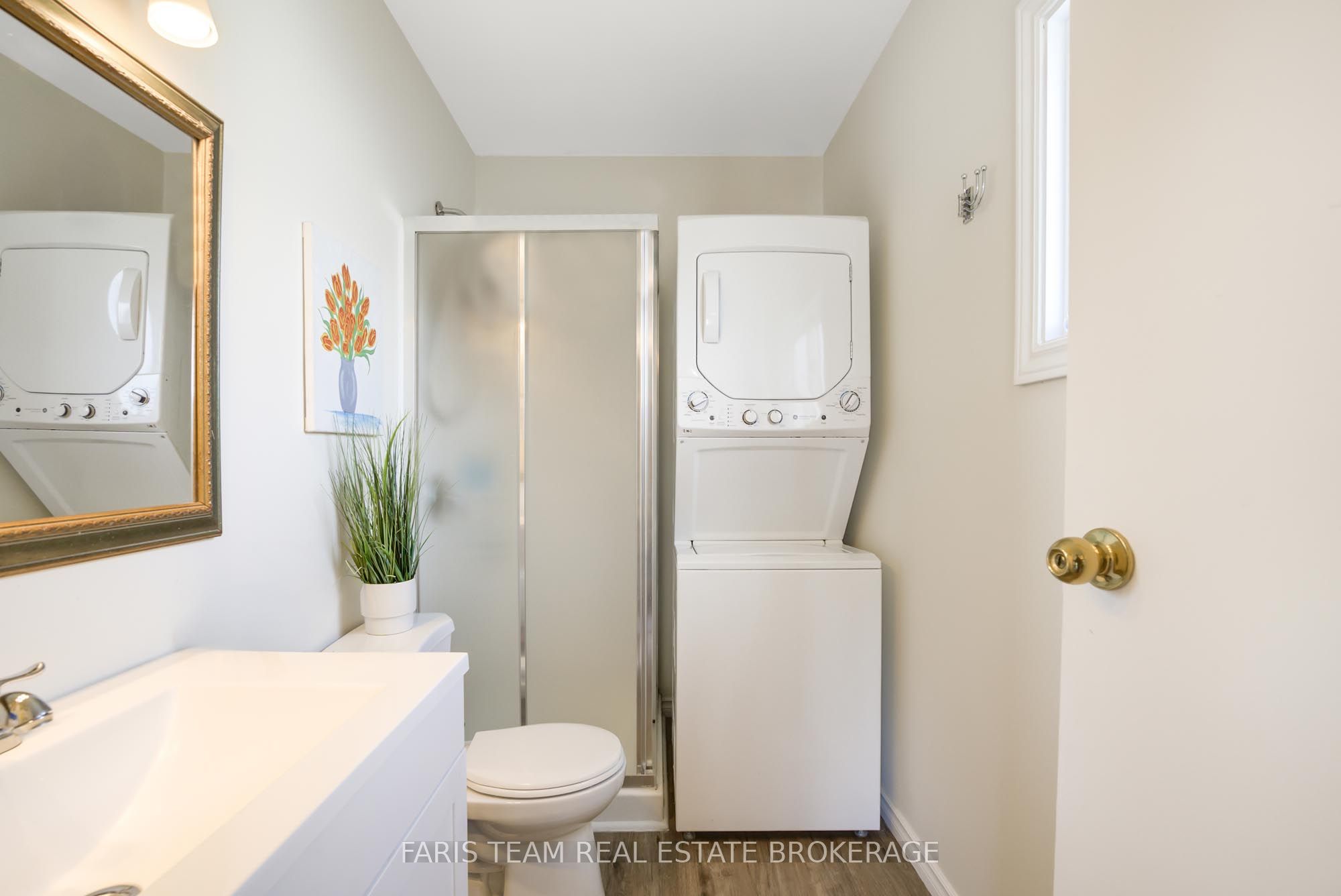 179 John Street Property Photo 17