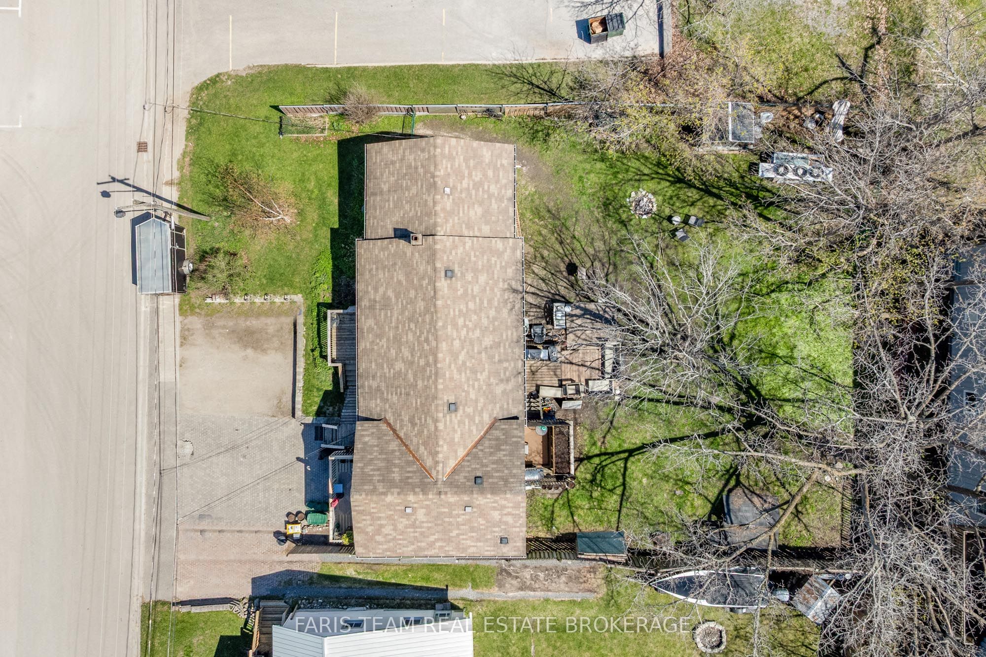 179 John Street Property Photo 29