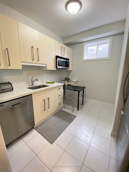 13 Gaskin Court N B Property Photo 5