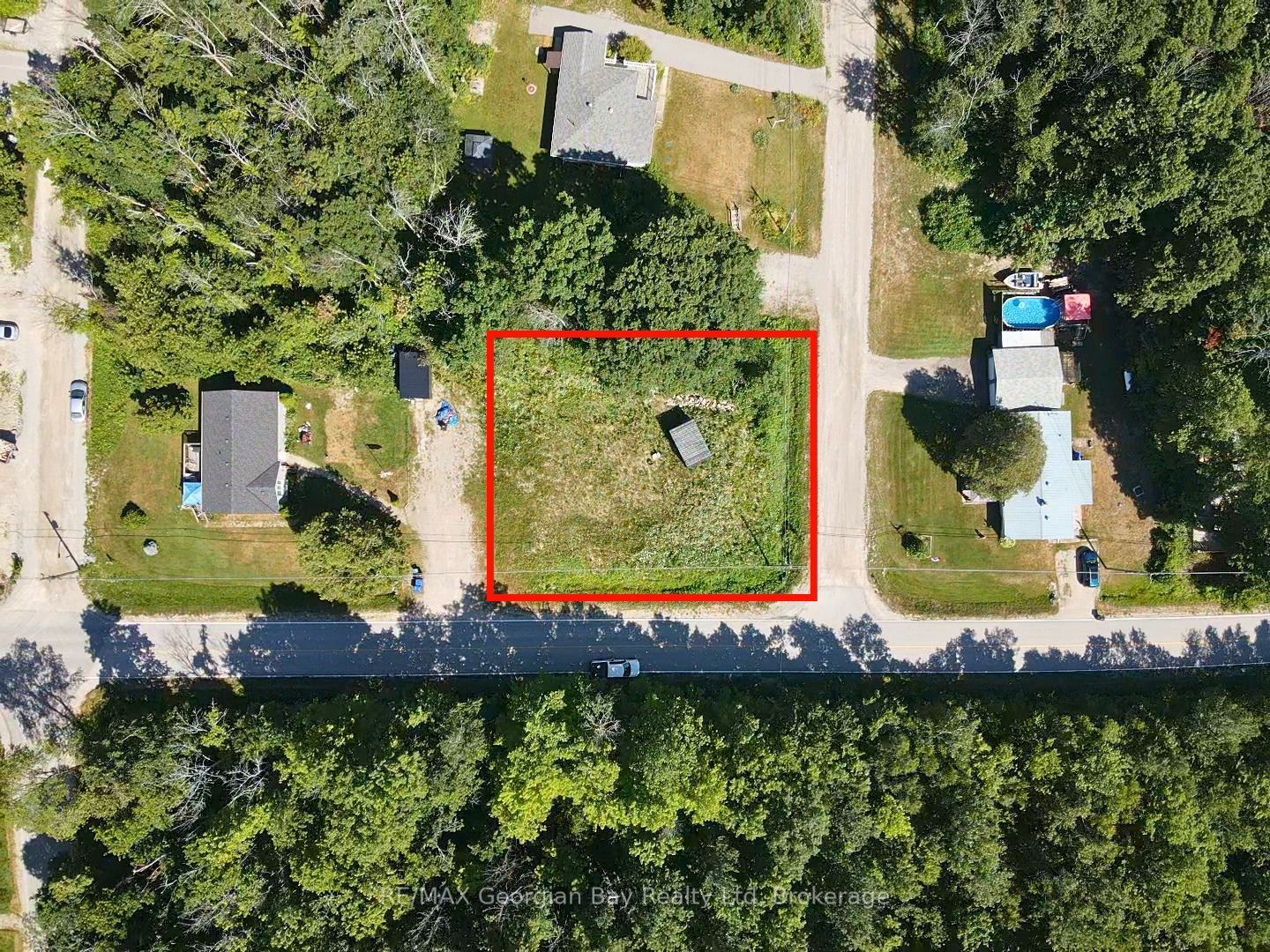 440 David Avenue Property Photo 5