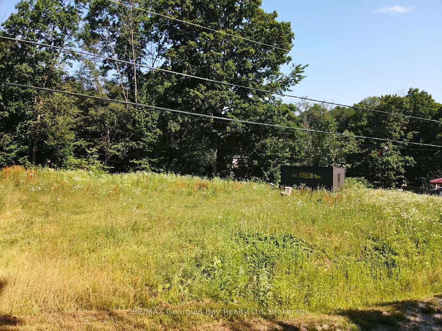 440 David Avenue Property Photo 6