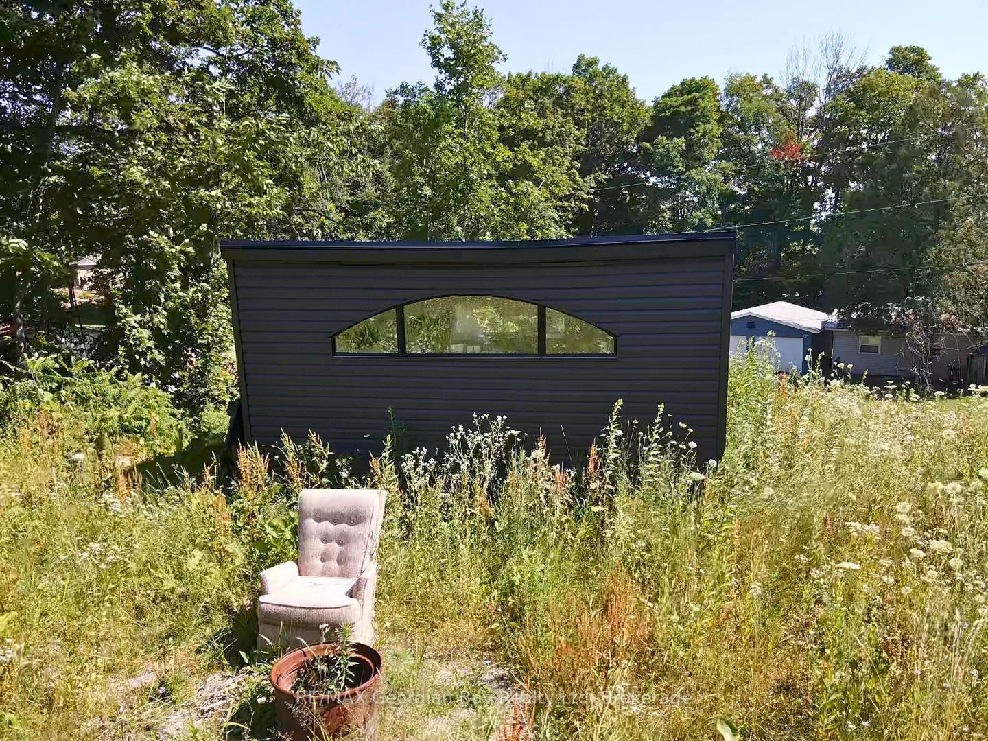440 David Avenue Property Photo 7