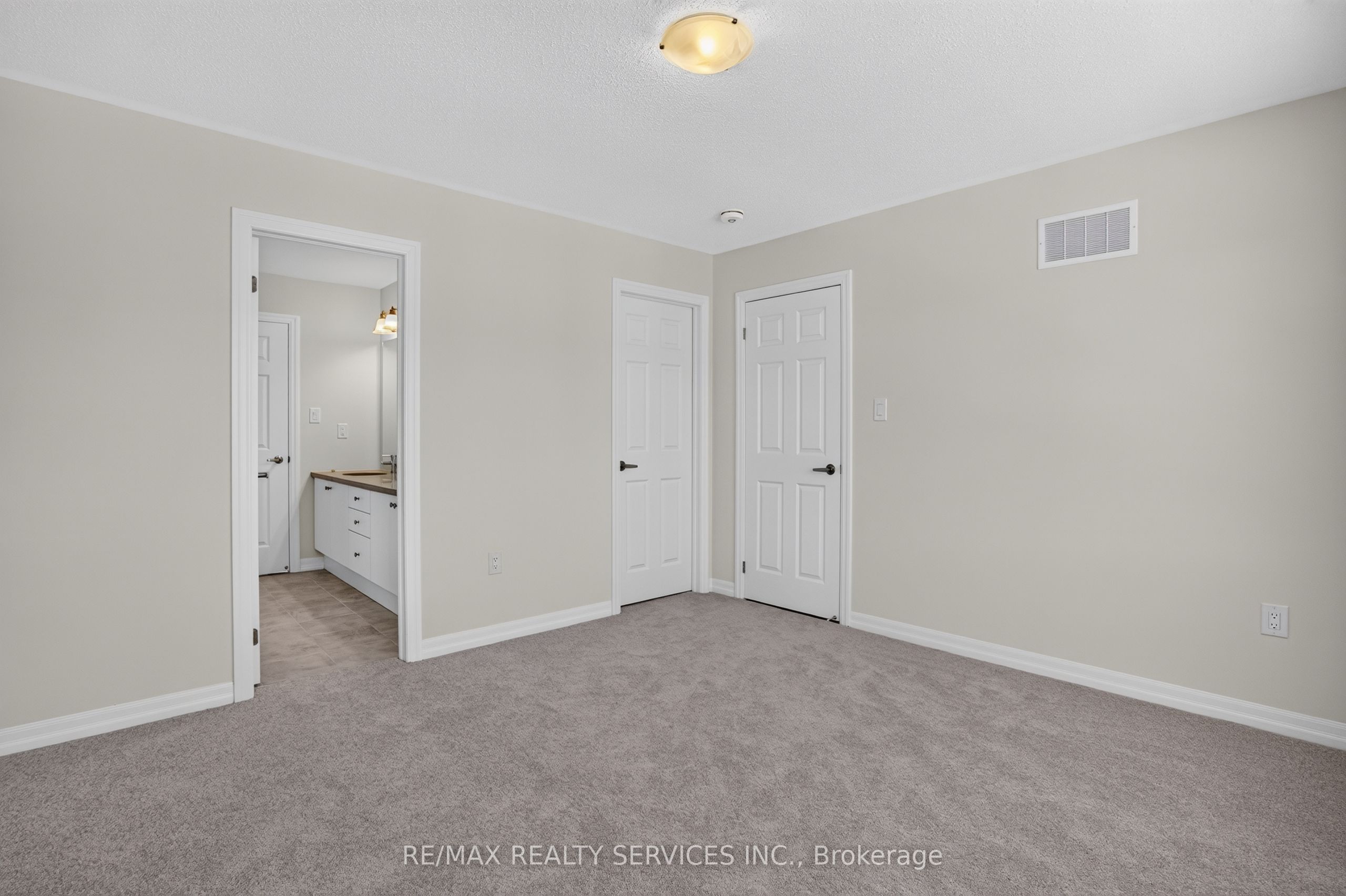 244 Warden Street Property Photo 45