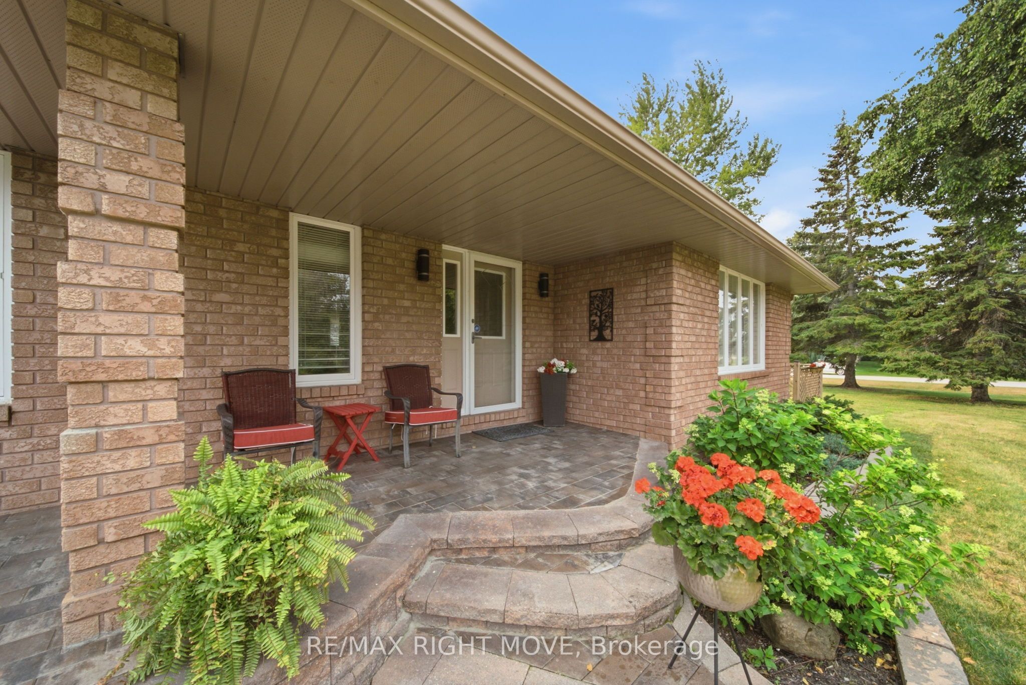 2 Lavender Court Property Photo 3