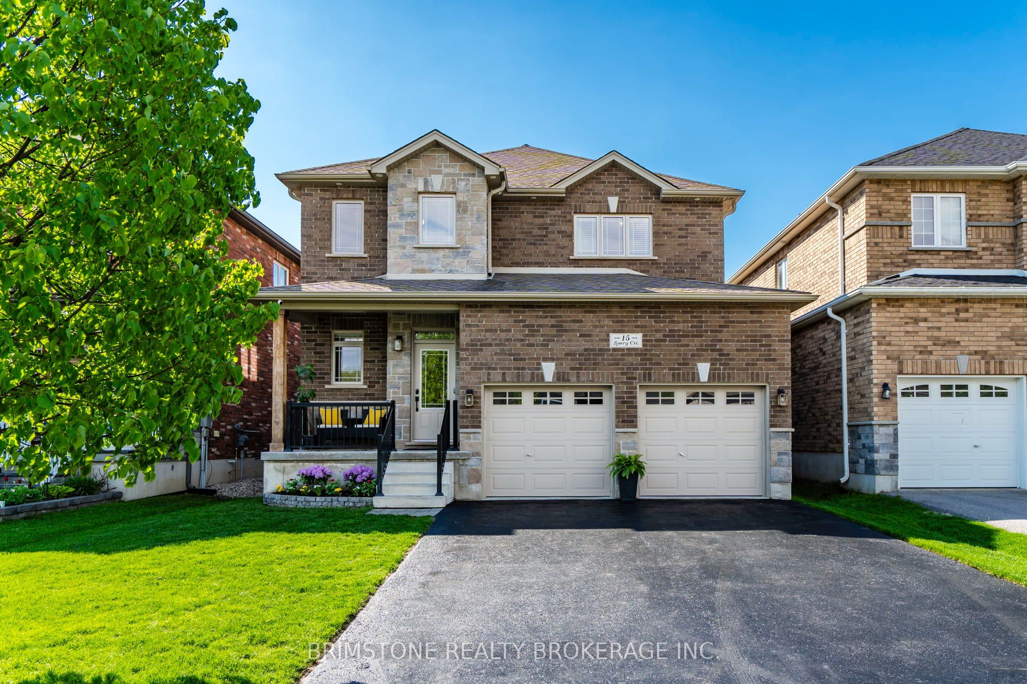15 Lowry Court Property Photo 1