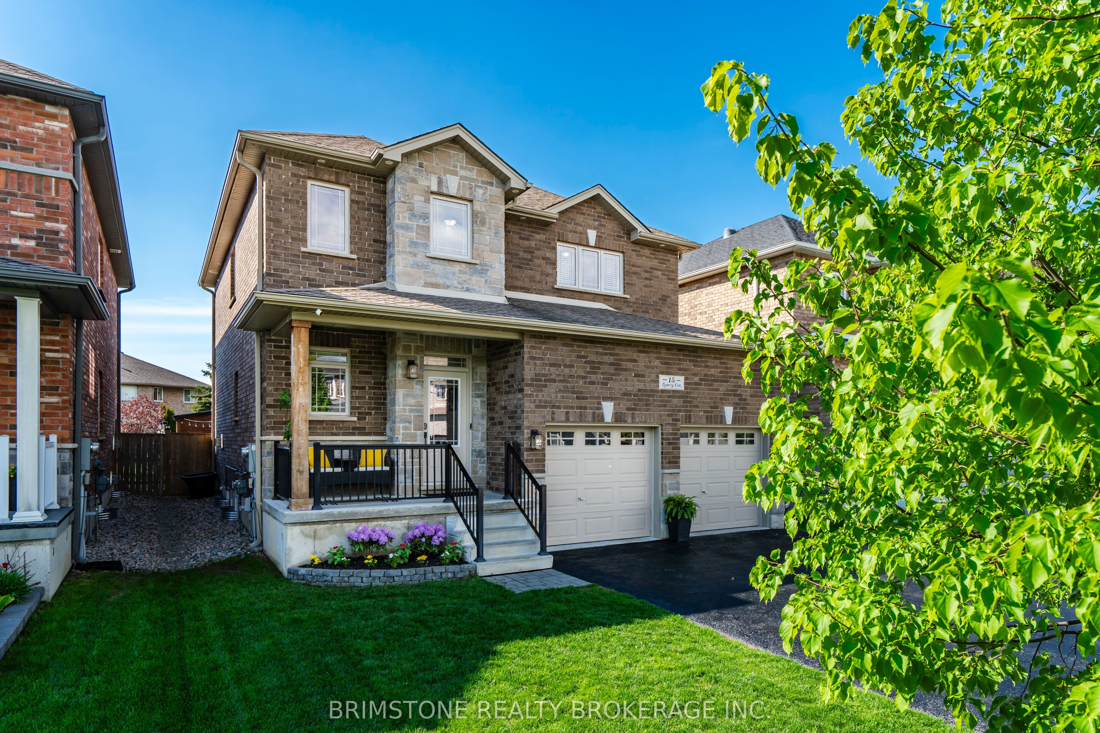 15 Lowry Court Property Photo 2