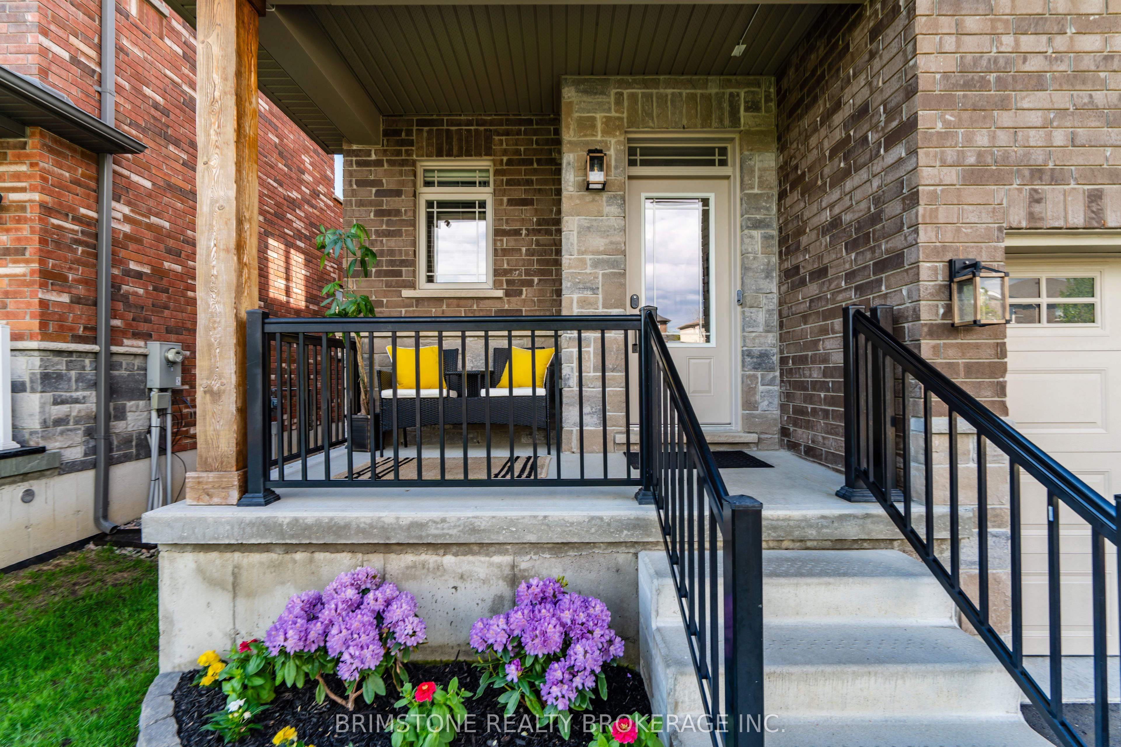 15 Lowry Court Property Photo 3
