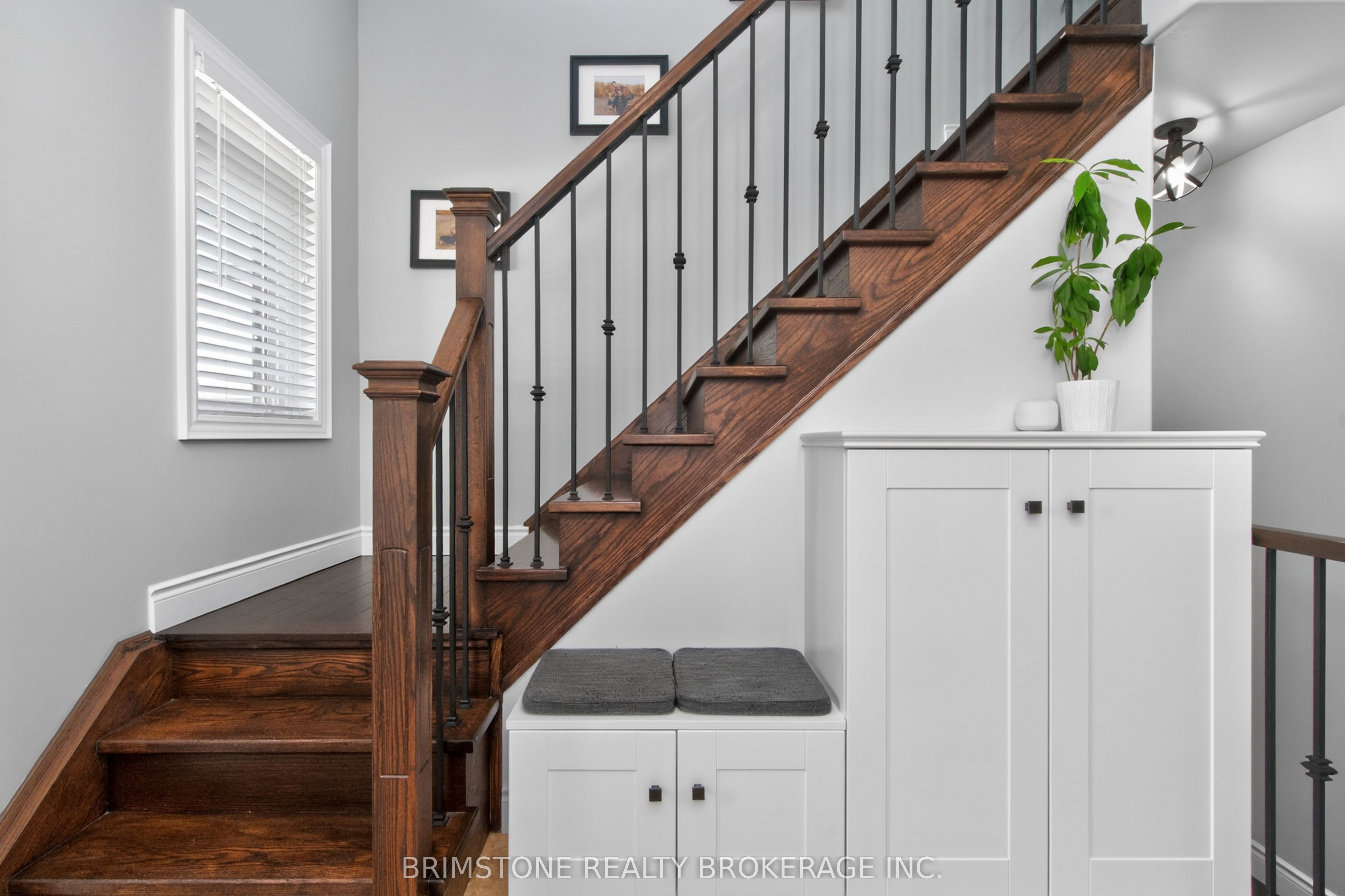 15 Lowry Court Property Photo 6